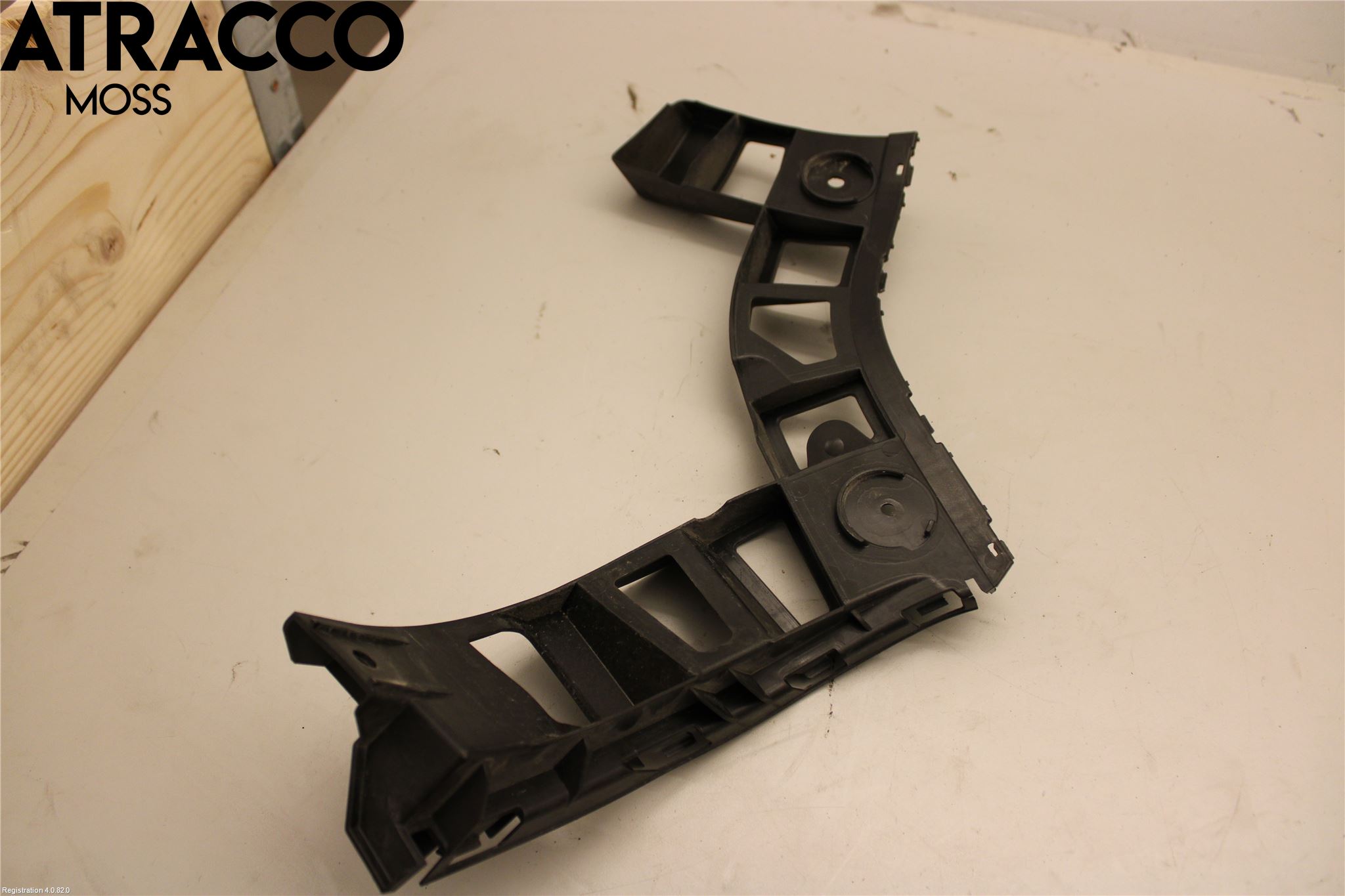 Volkswagen VW TIGUAN 07-16 Støtfangerfeste Bak Høyre