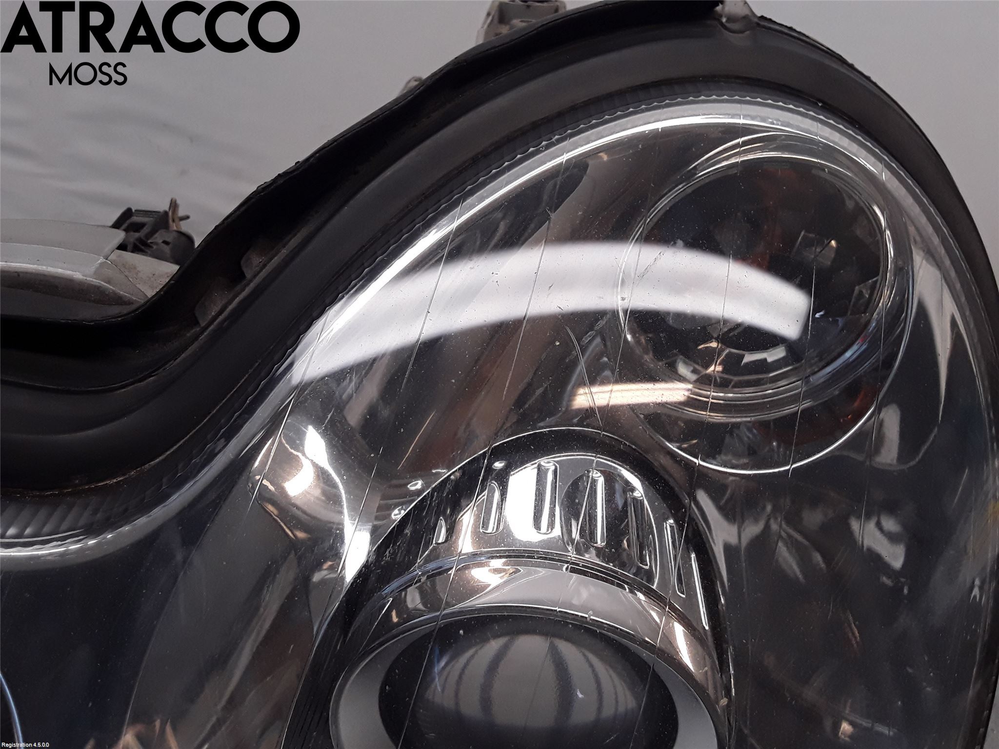 Mercedes-Benz MB C (203) 00-07 Frontlykt Venstre