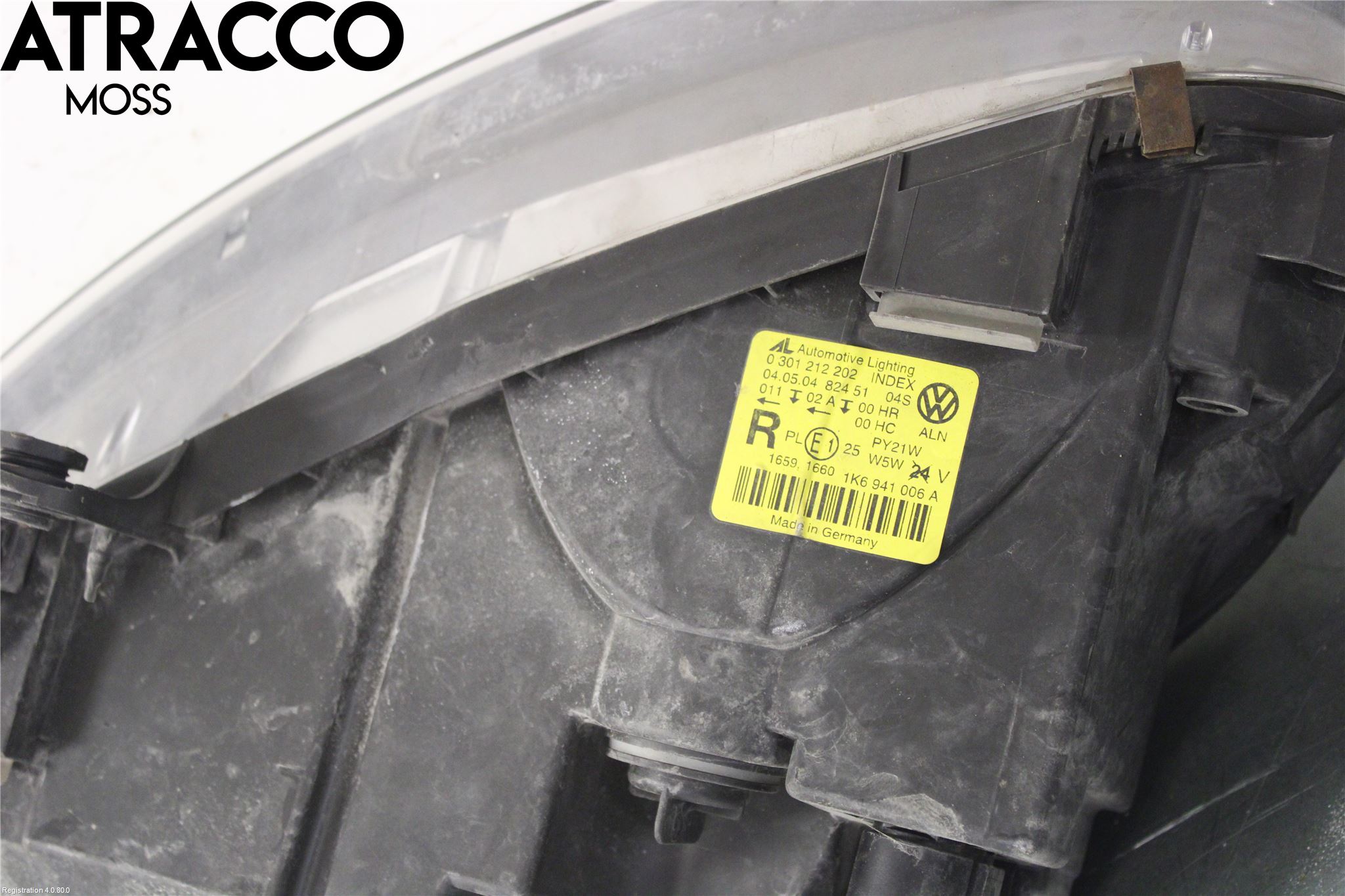 Volkswagen VW GOLF V 04-09 Frontlykt Høyre