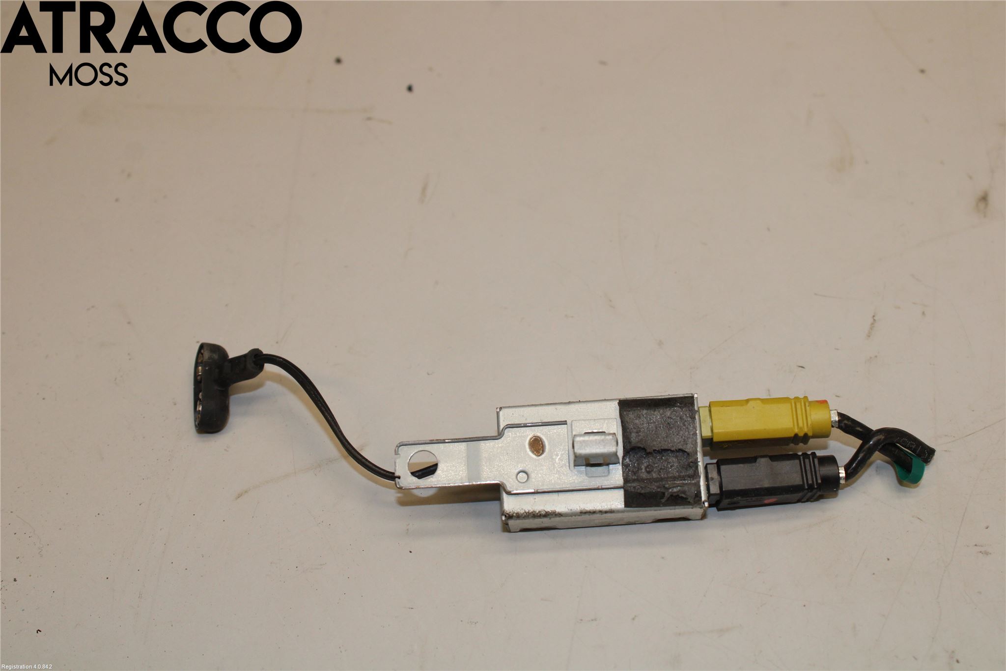 Tesla MODEL S 13- Antenn El