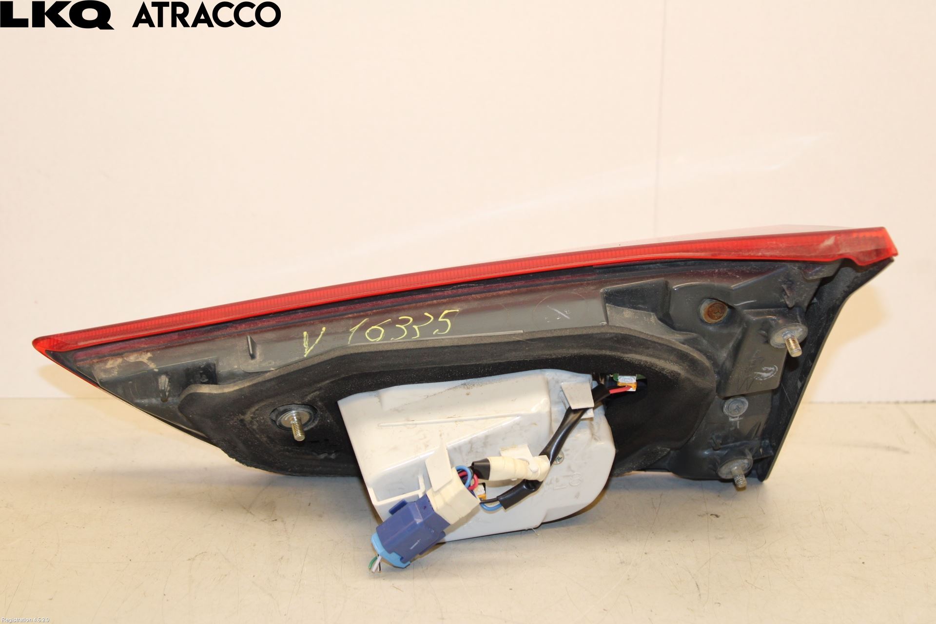 Toyota AURIS 13-19 Baklykt Venstre  På Luke(Indre