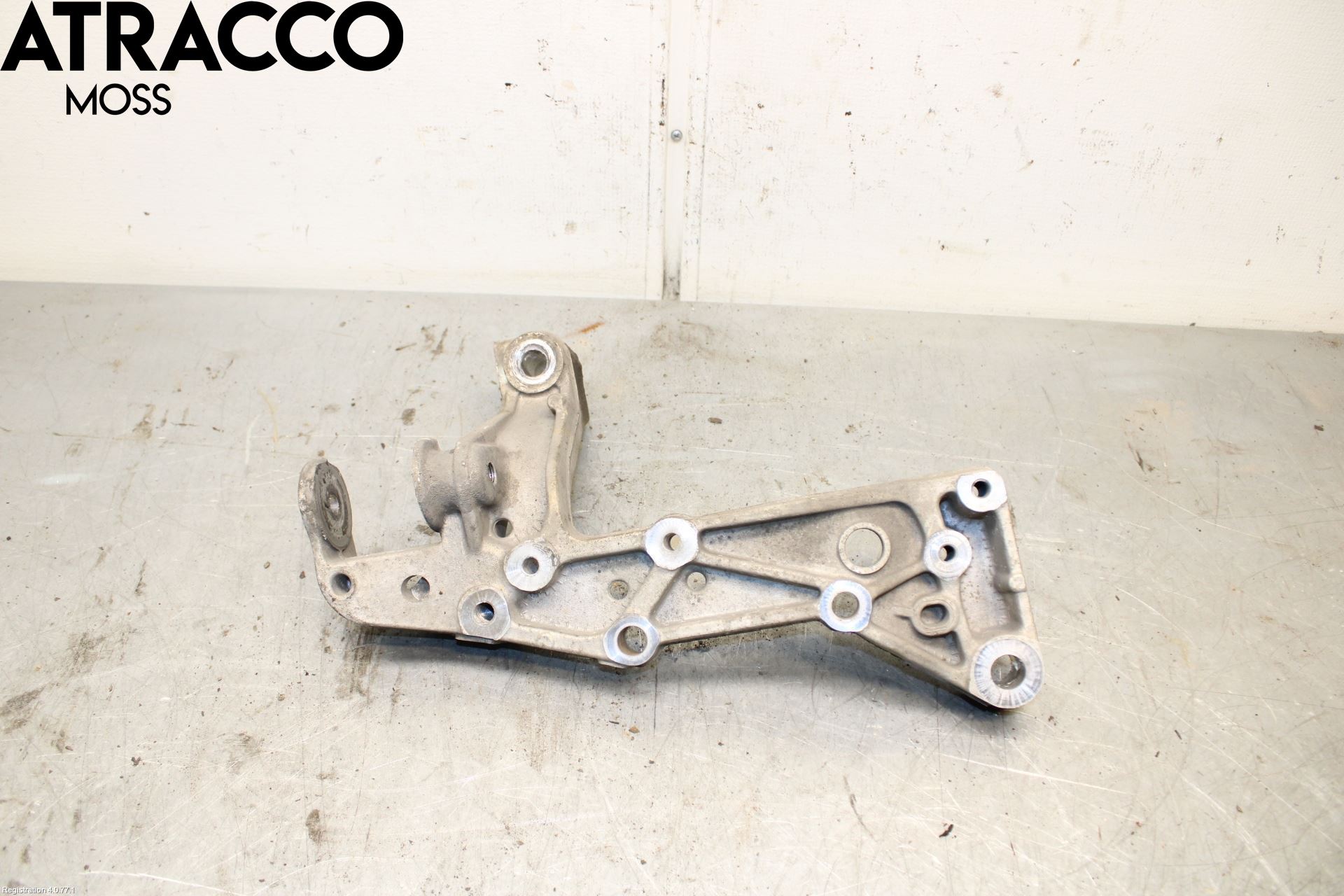 Audi A3/S3 05-13 Travers Feste