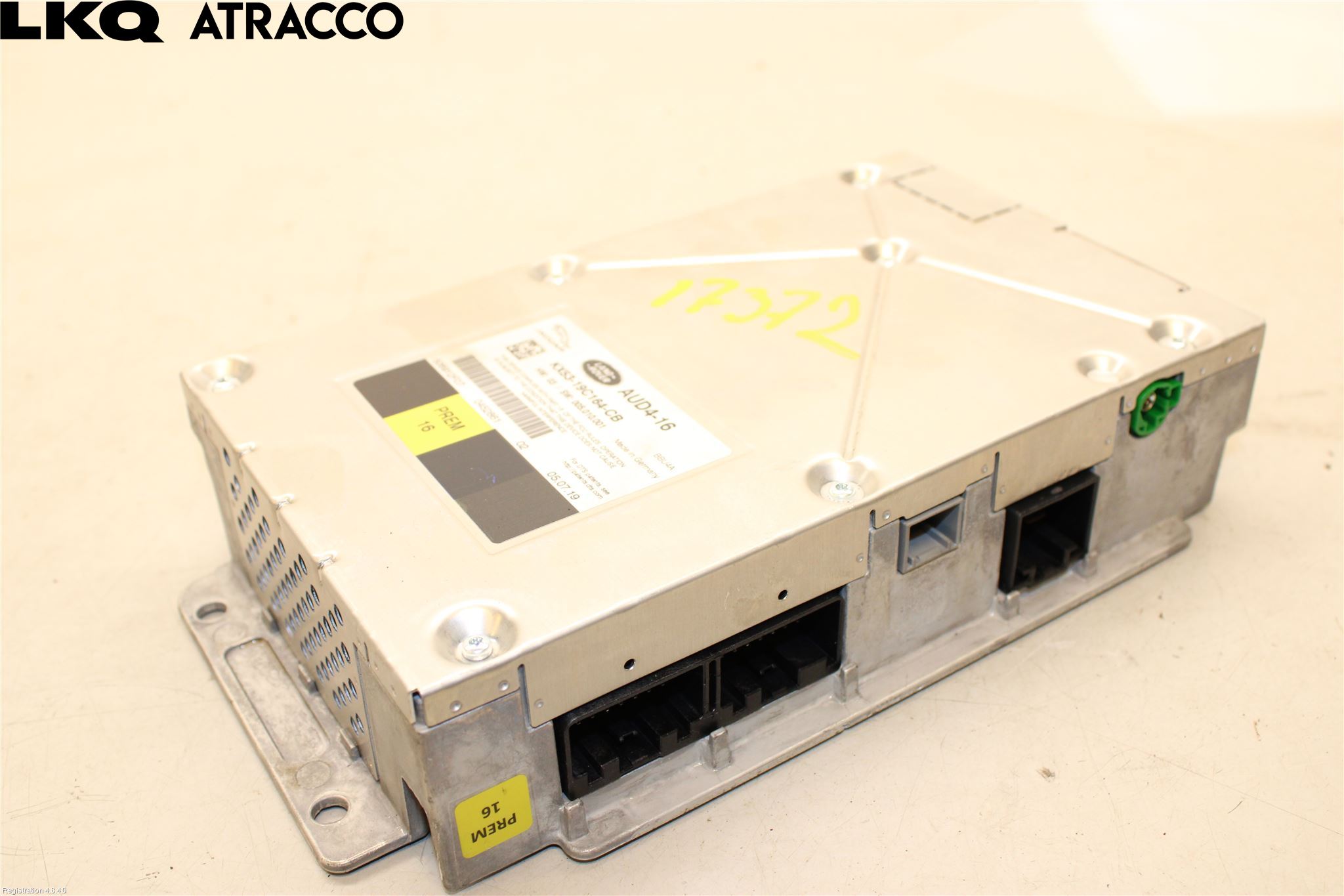 Jaguar I-PACE 18- Stereo Forsterker