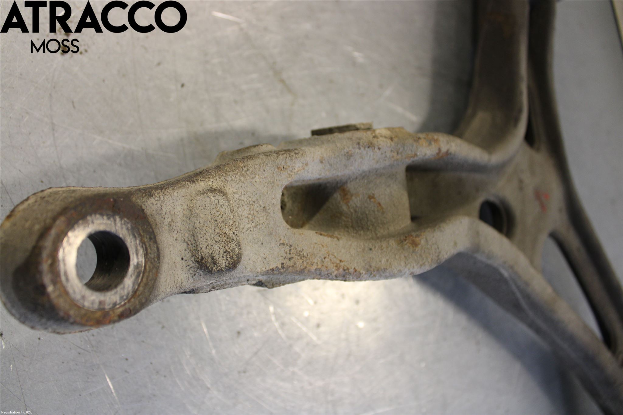 Mercedes-Benz MB ML (W164) 05-11 Bærearm Foran Venstre Nedre