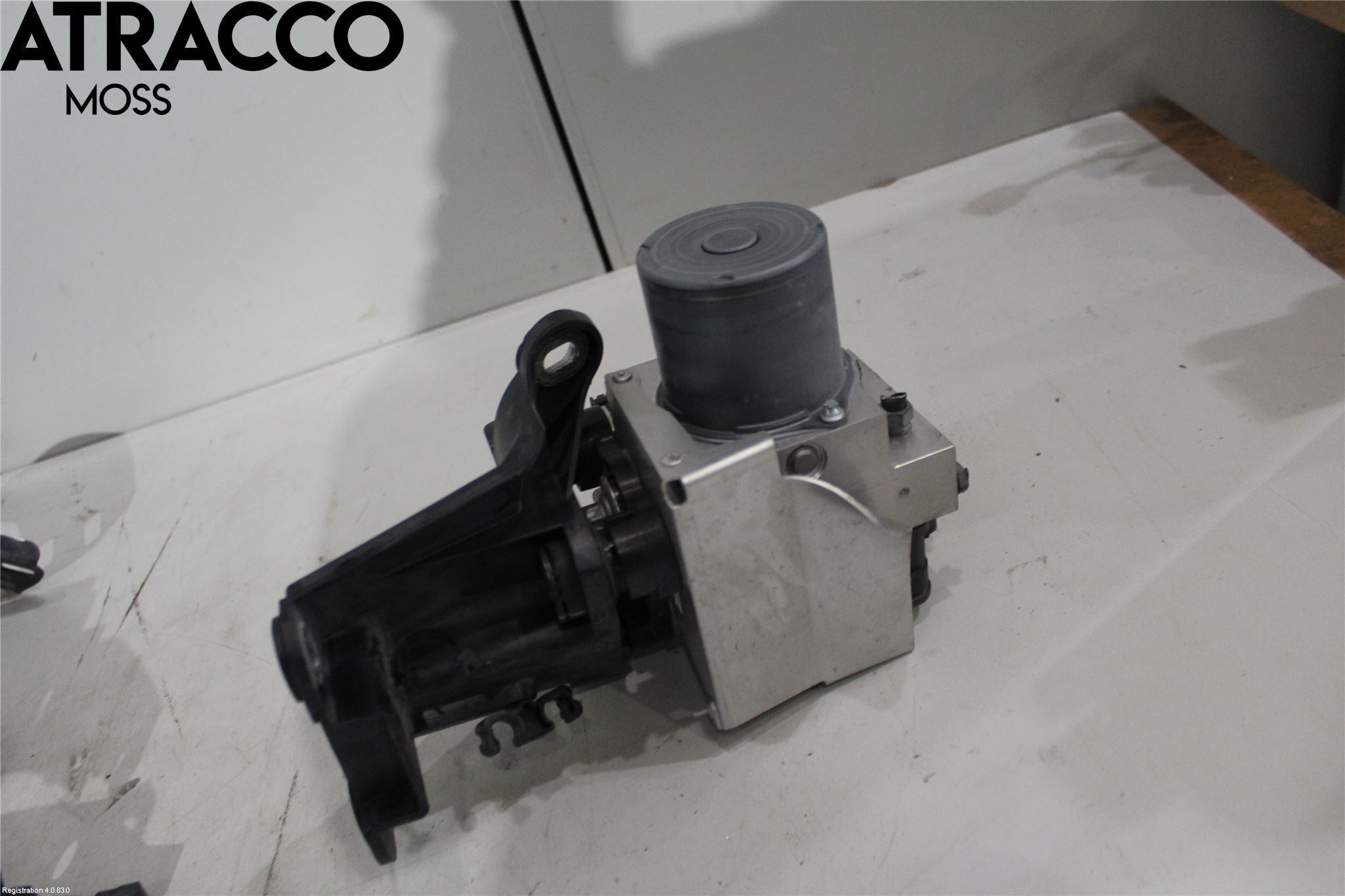 Mercedes-Benz MB E-KLASS (W212) 09-16 Abs Hydraulikkaggregat