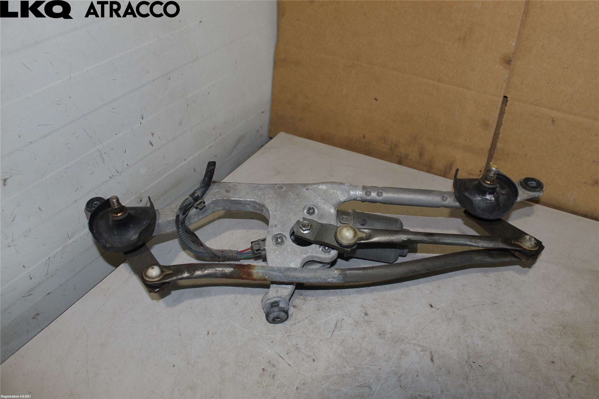 Toyota AURIS 13-19 Viskermotor Frontrute