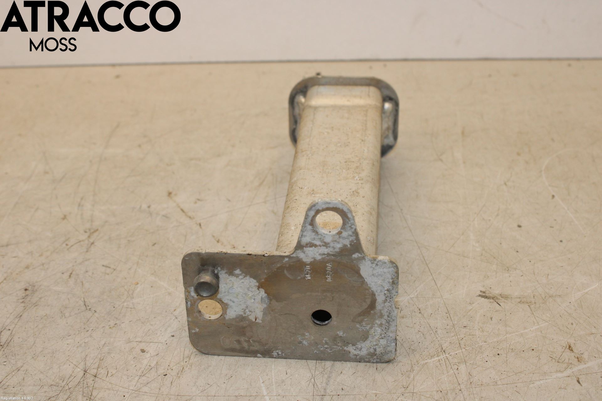 Peugeot 2008/E-2008 20- Støtfanger Foran Feste