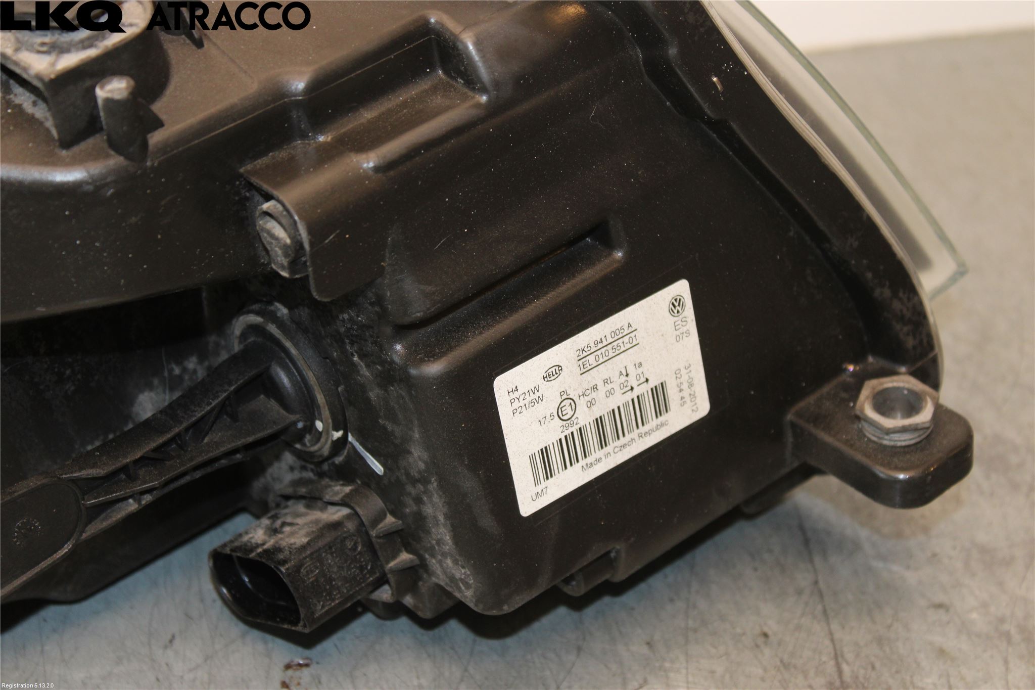 Volkswagen VW CADDY 11-15 Frontlykt Venstre