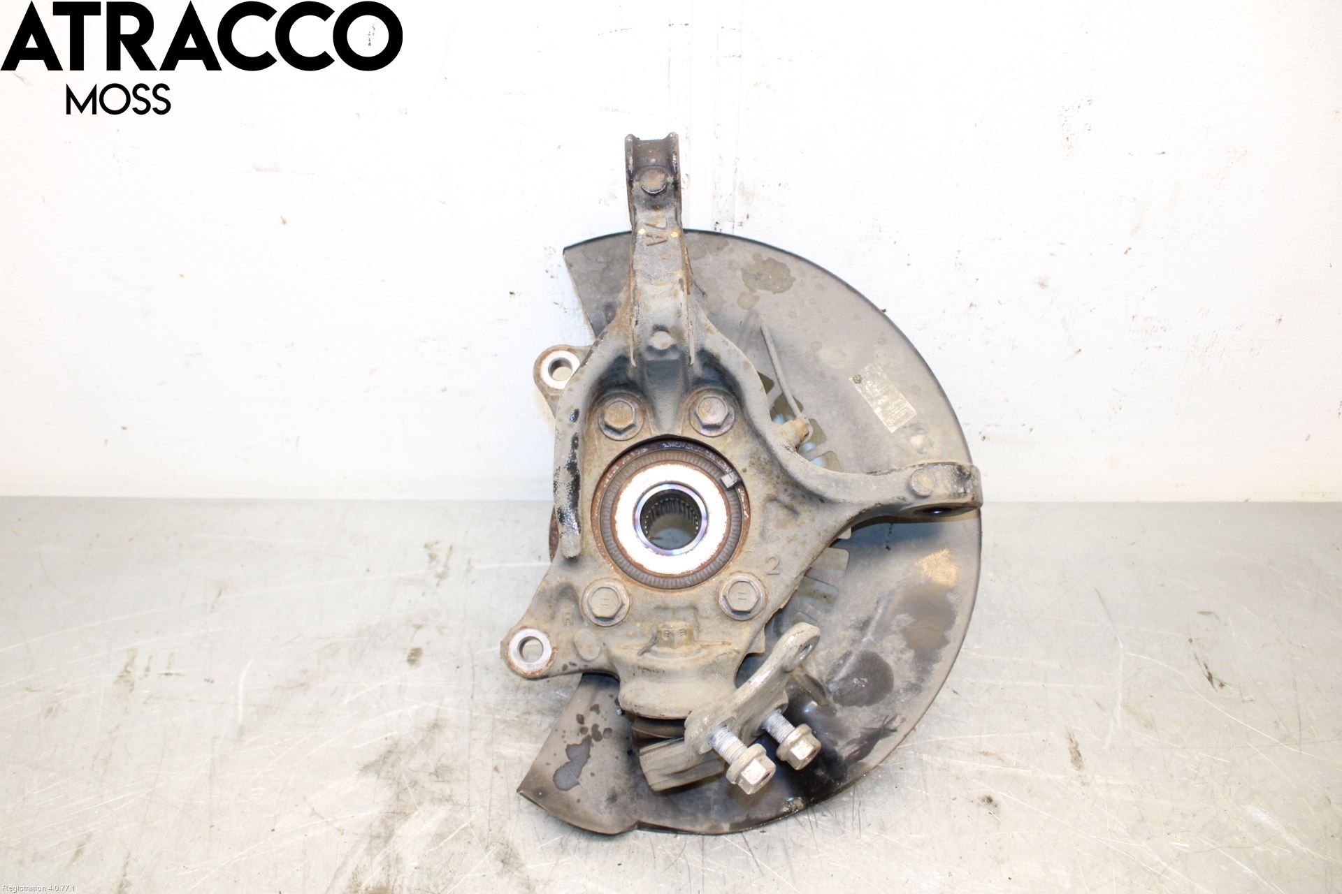 Toyota CAMRY 19-24 Spindel Hf