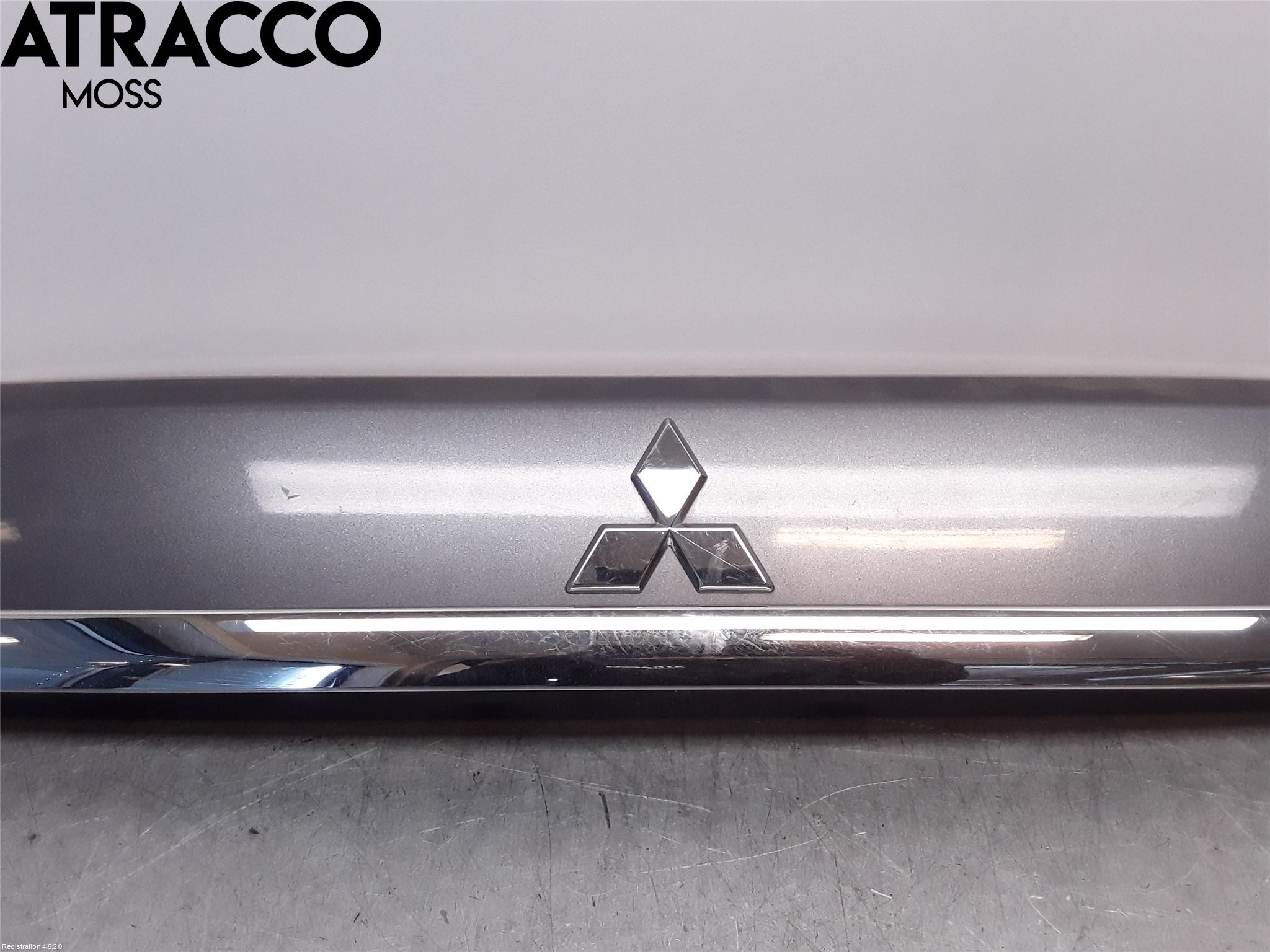 Mitsubishi OUTLANDER 07-12 Bakluke Handtak Ytre