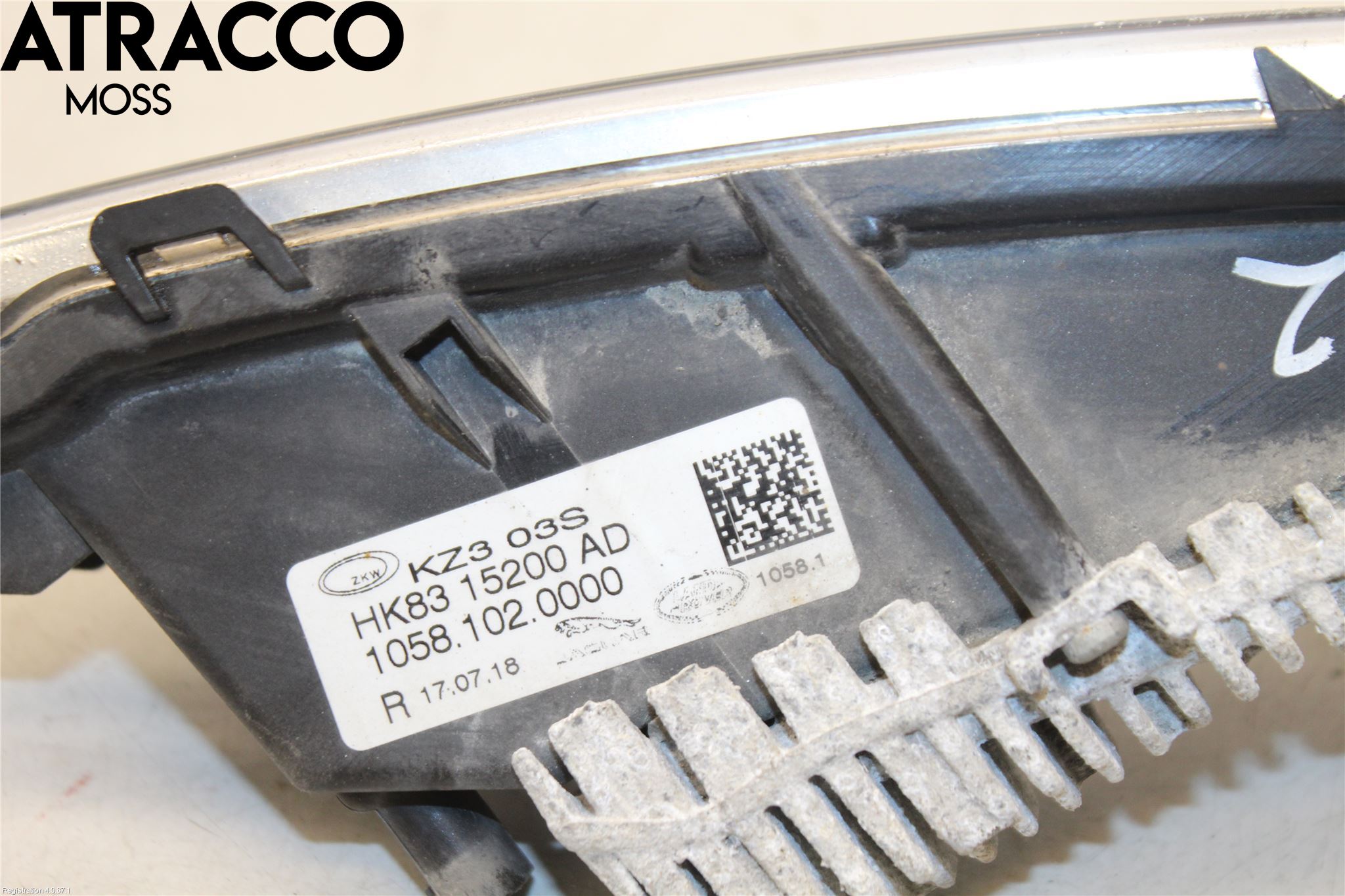 Jaguar I-PACE 18- Frontlykt-Kurve-Tåkelys