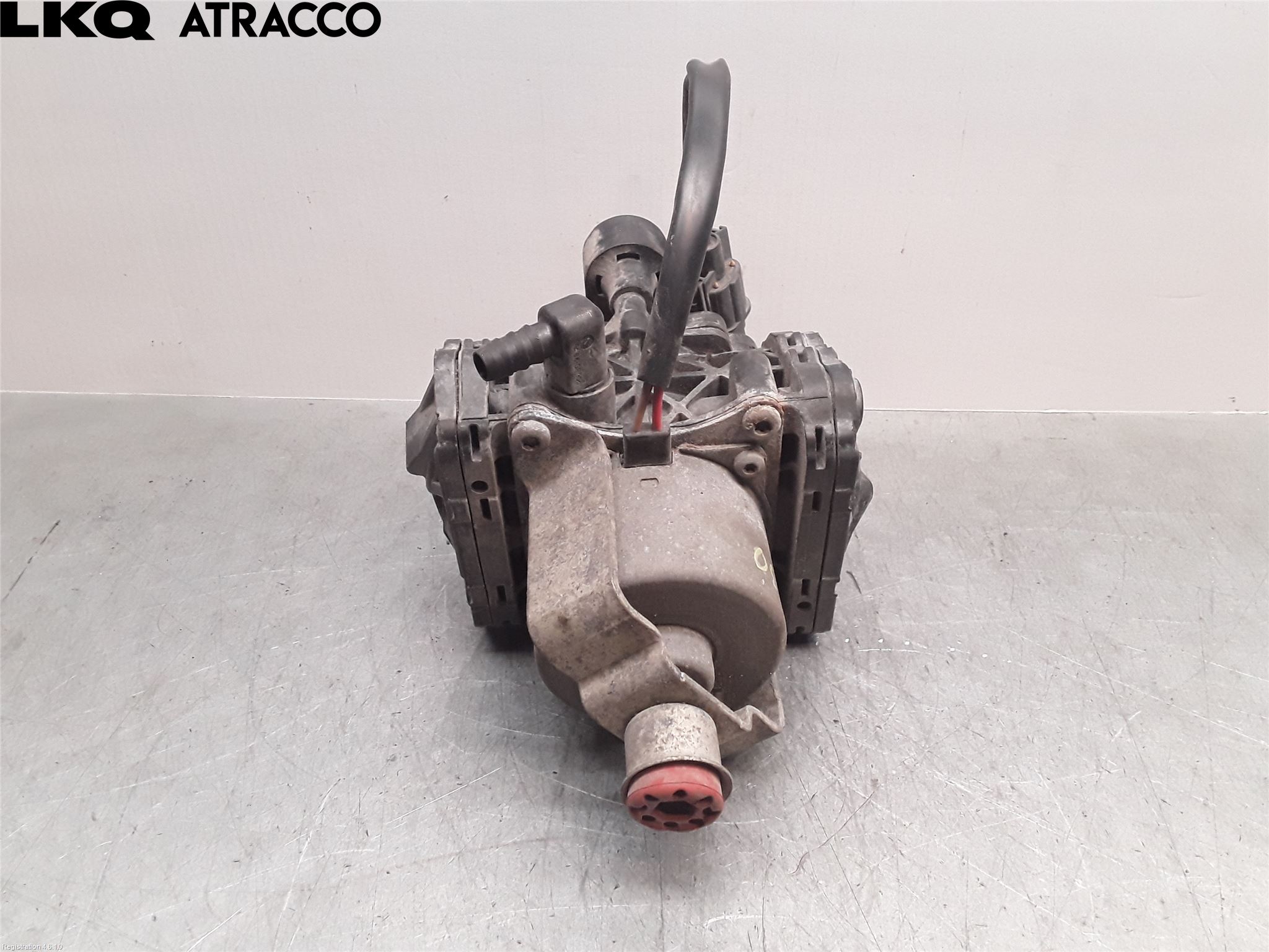 Tesla MODEL S 13- Vacuumpumpe