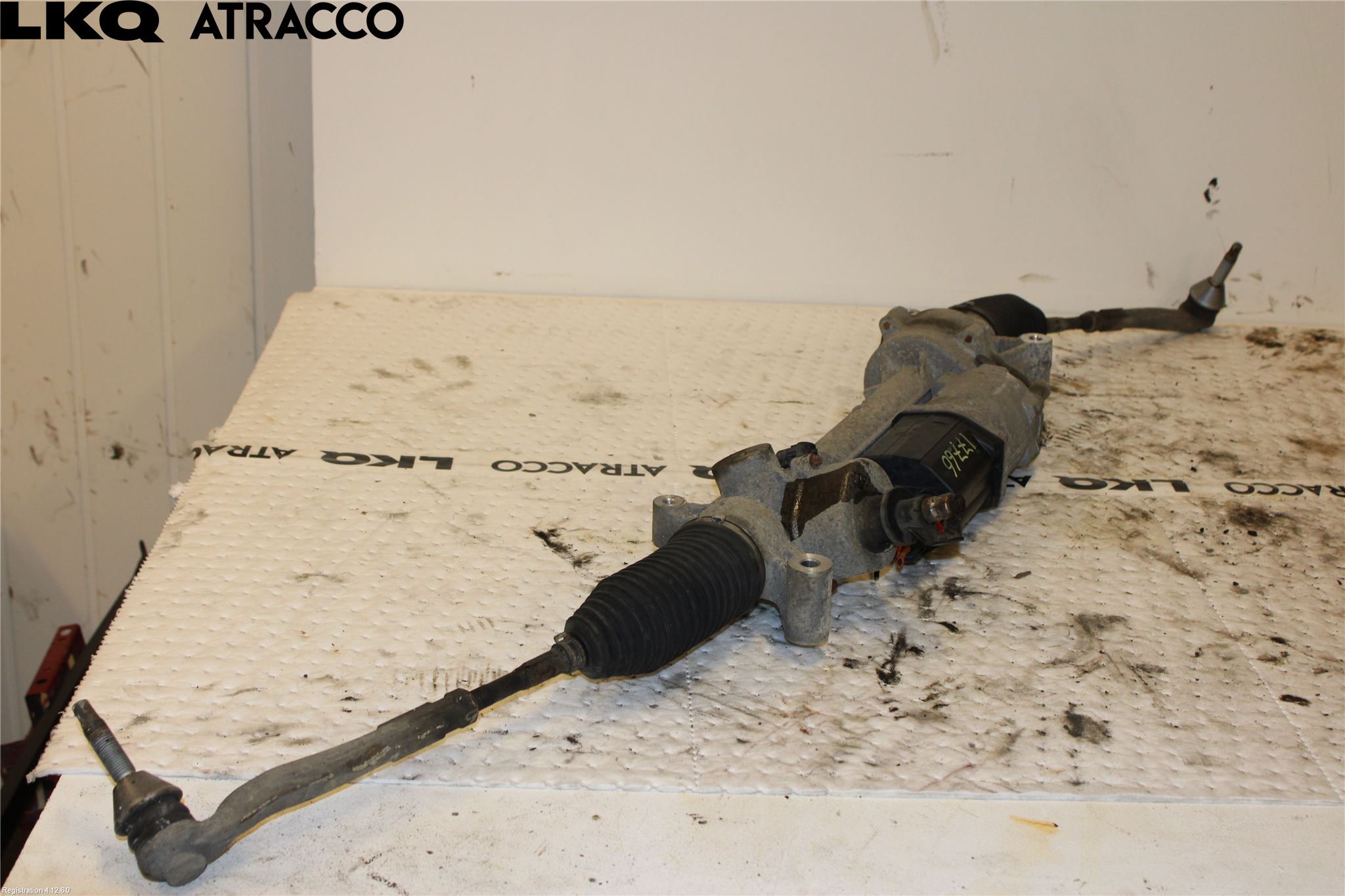 Mercedes-Benz MB C-KLASS (W205) 14-21 Servo Snekke - Tannstang