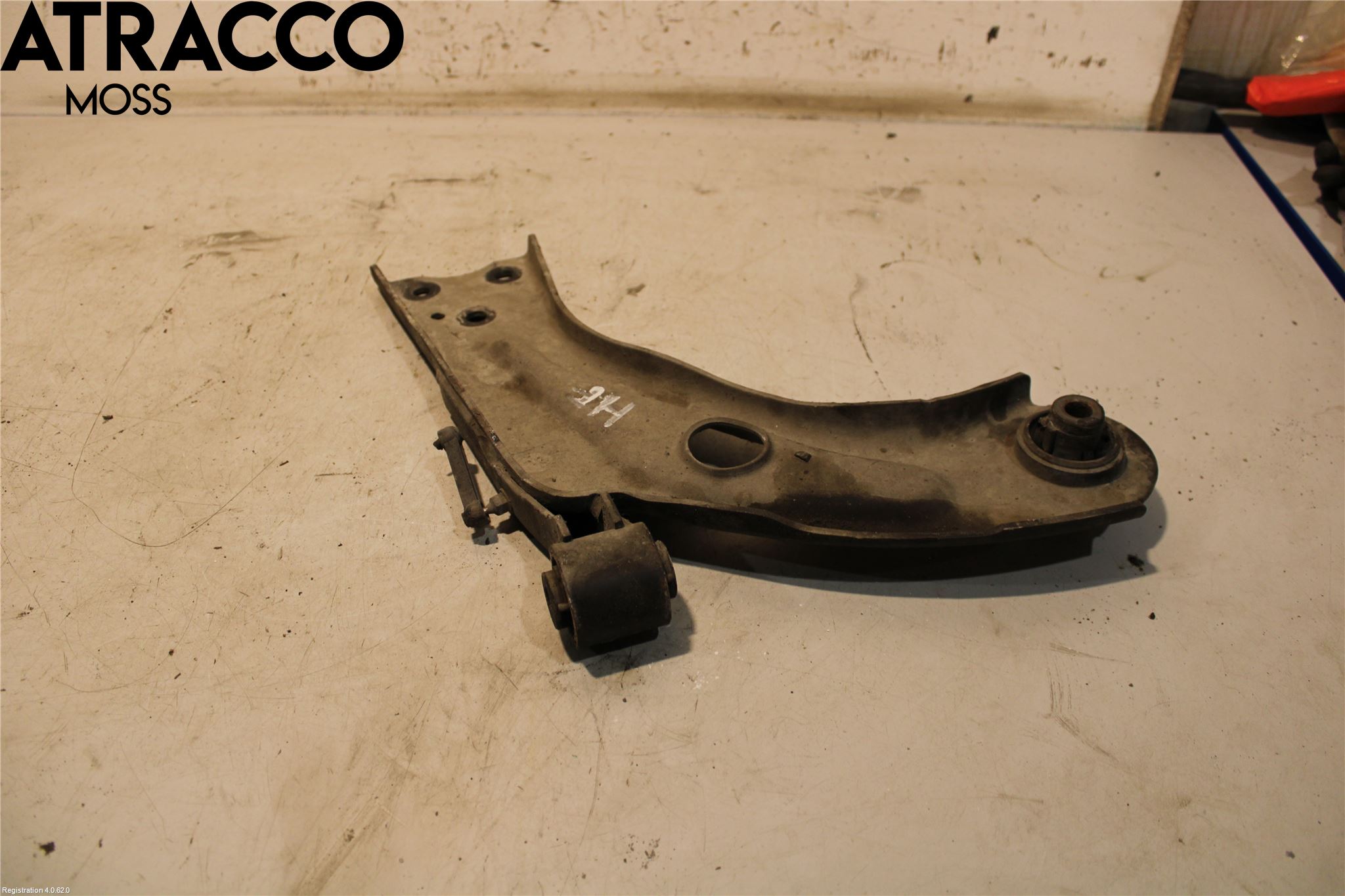 Peugeot 308 14-21 Bærearm Foran Høyre Nedre