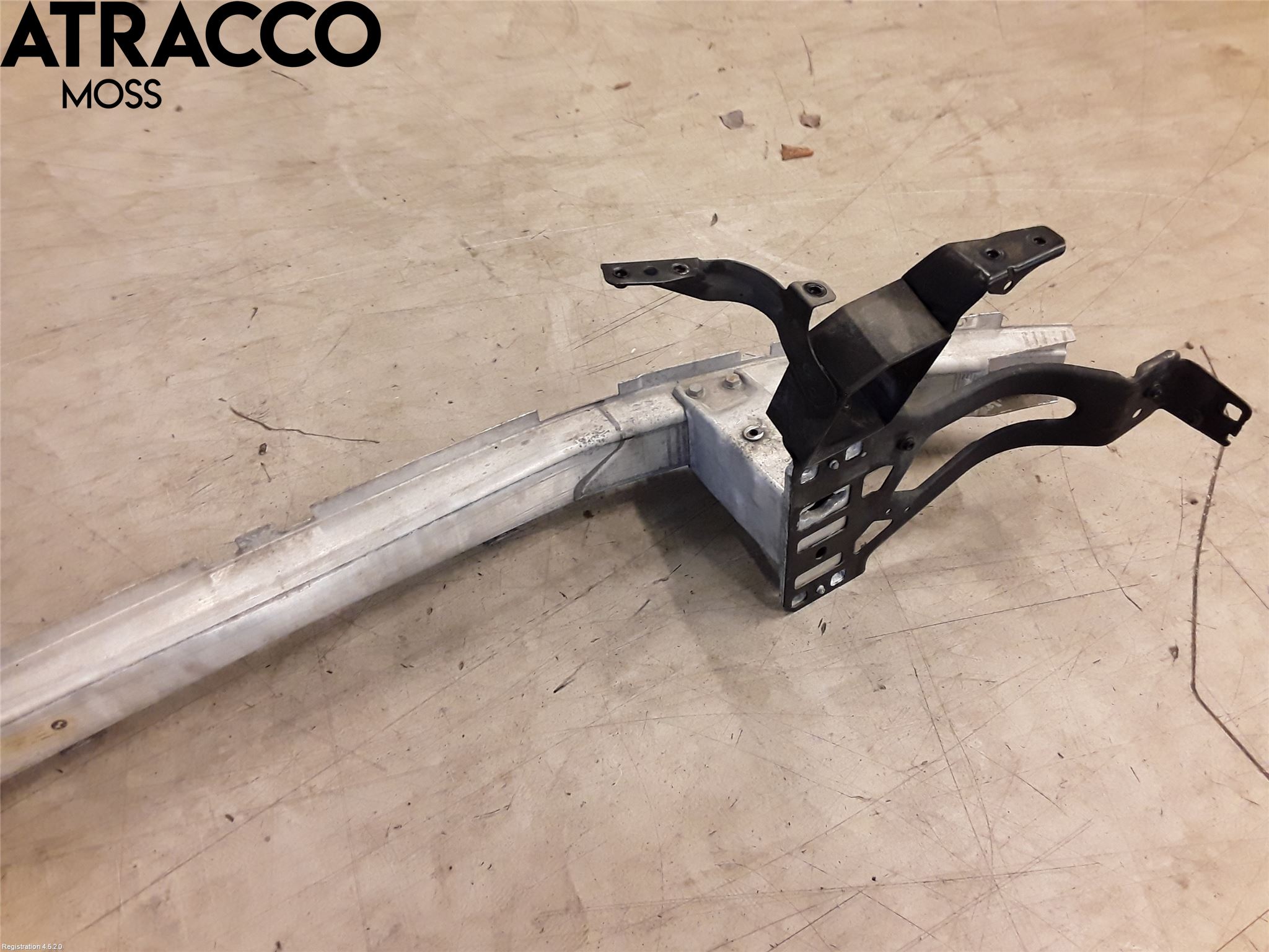 BMW 5 E60/61 Sed/Tou 02-10 Støtfanger Foran Bjelke