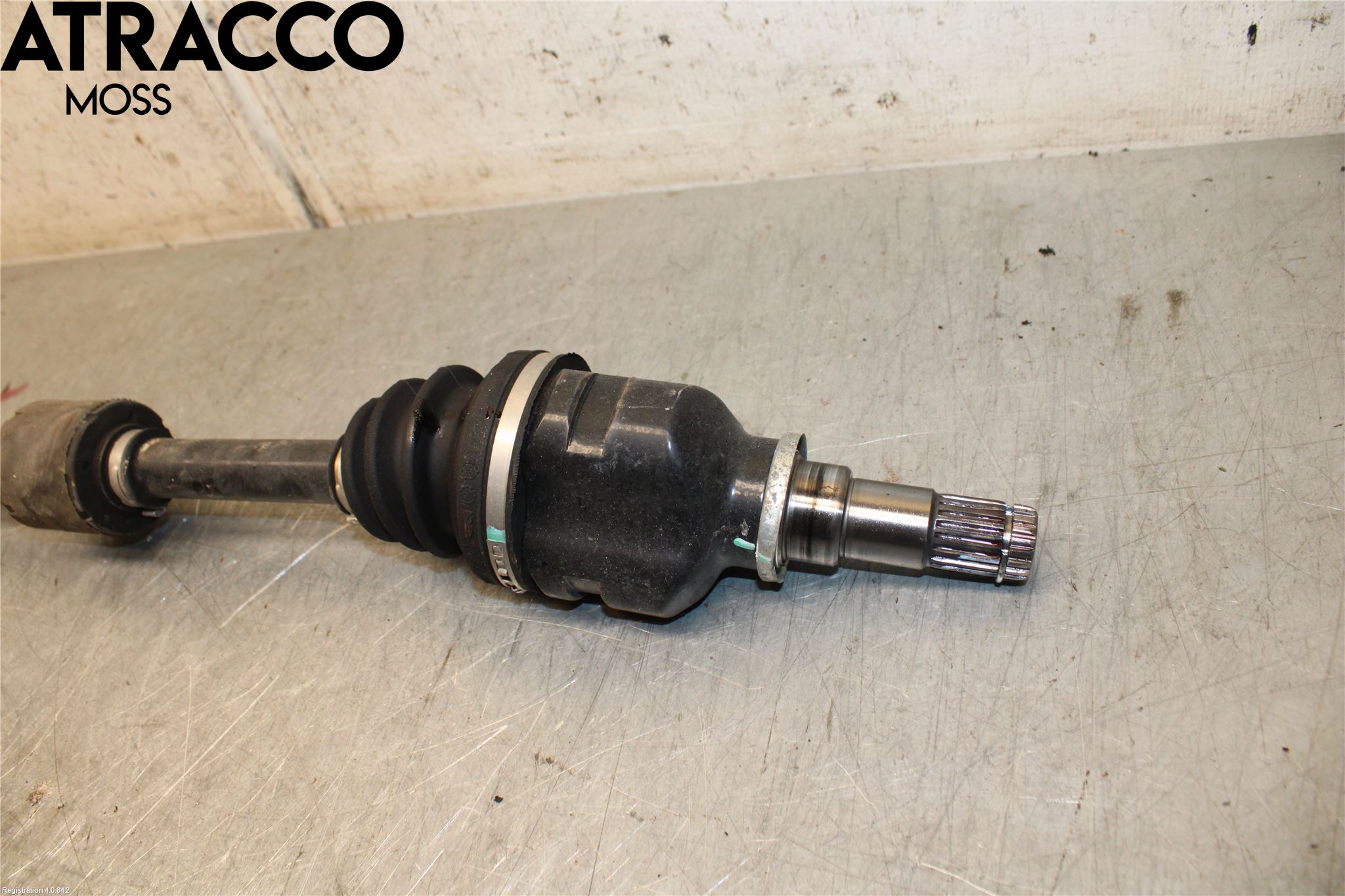 Toyota YARIS XP130 15-20 Drivaksel Foran Kompl Høyre