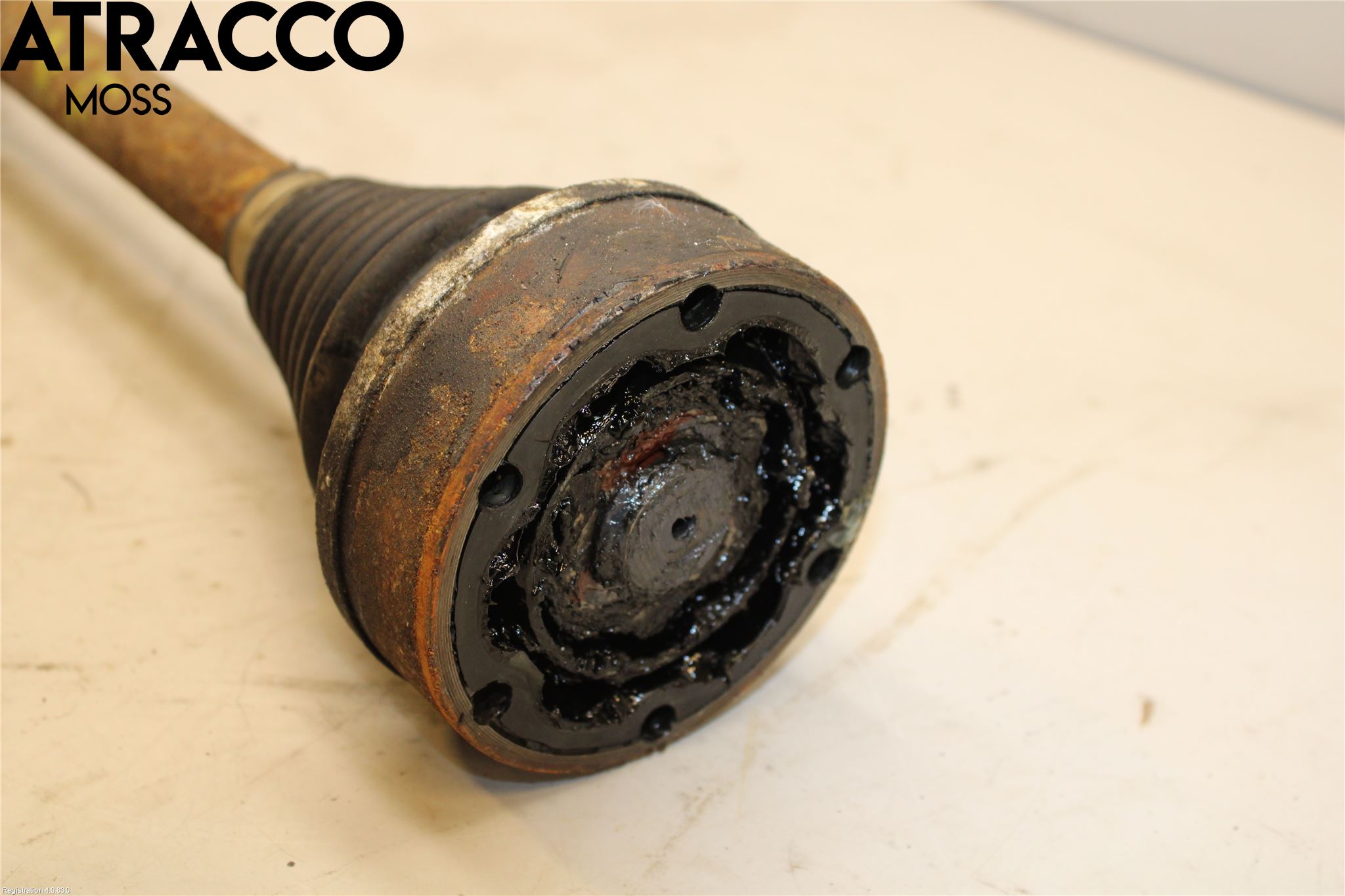 Audi A3/S3 05-13 Drivaksel Foran Kompl Venstre