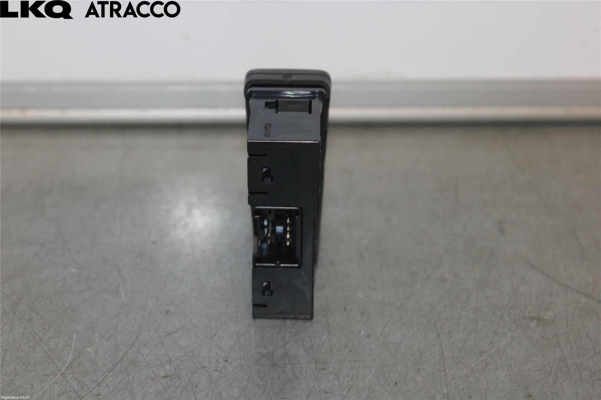 Suzuki SX4 S-CROSS 14-21 Bryter Varsel (Nødblink)