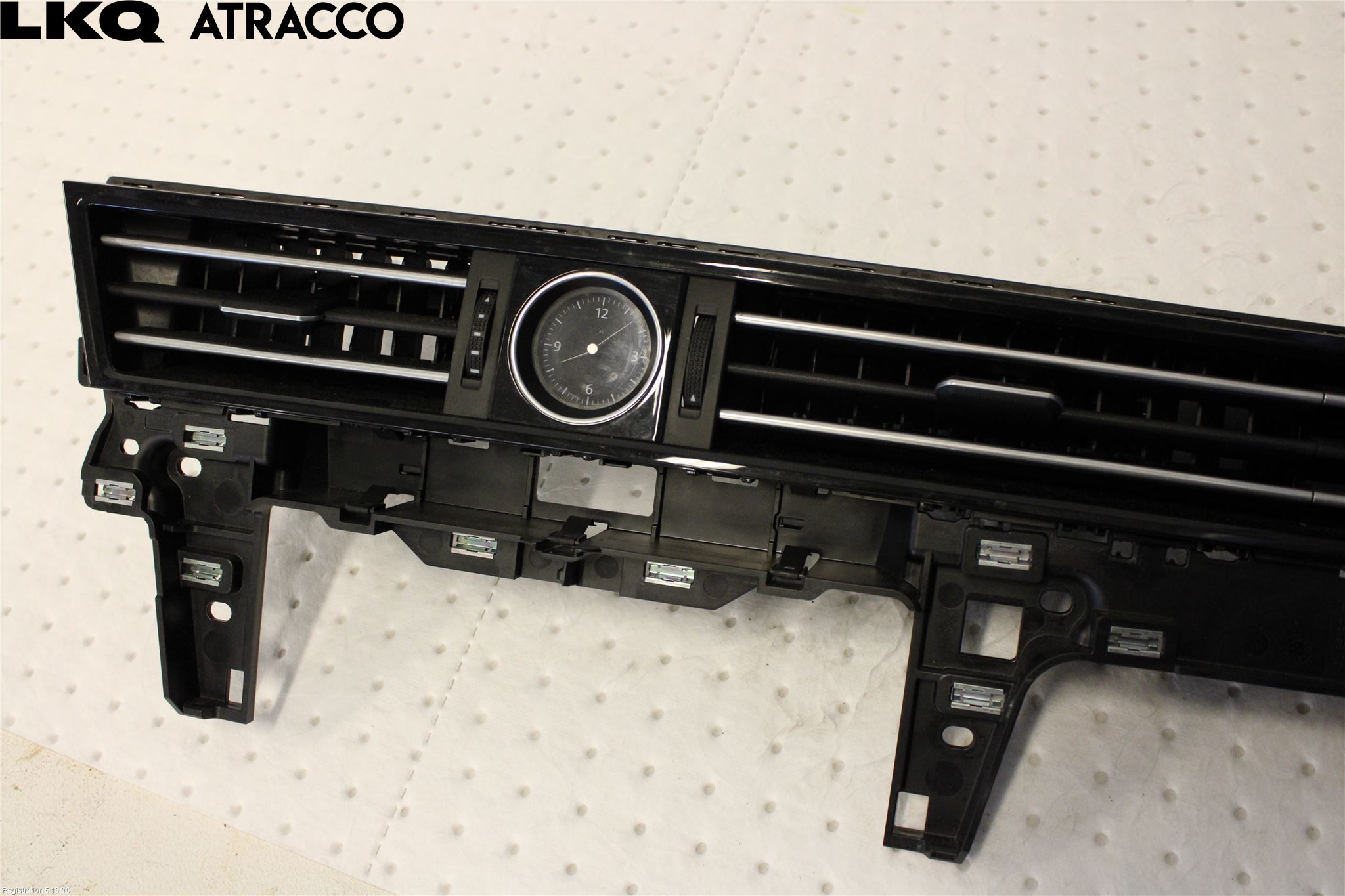 Volkswagen VW PASSAT 15-19 Dashbord Kanal - Dyse