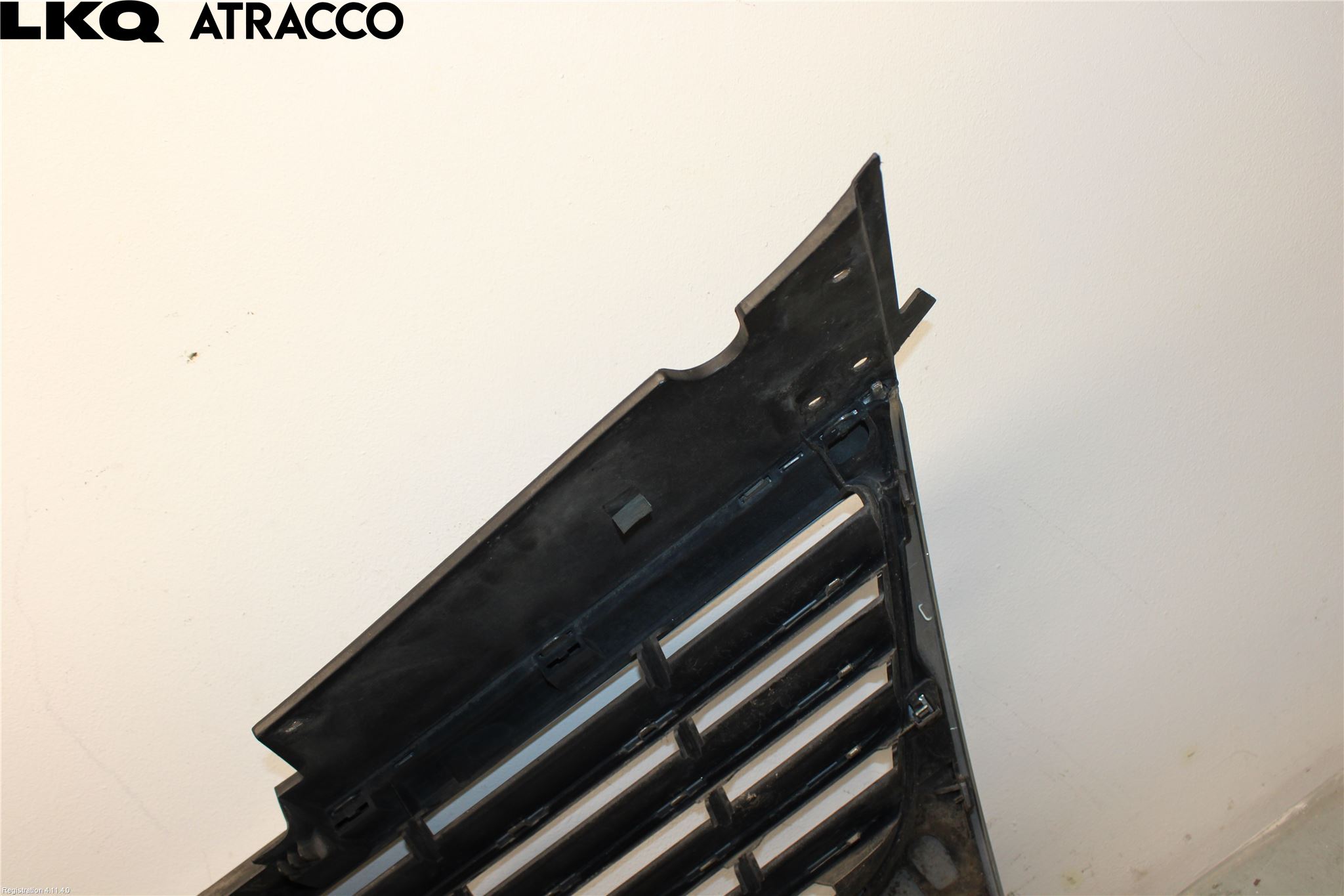 Volkswagen VW PASSAT 05-11 Grill Komplett