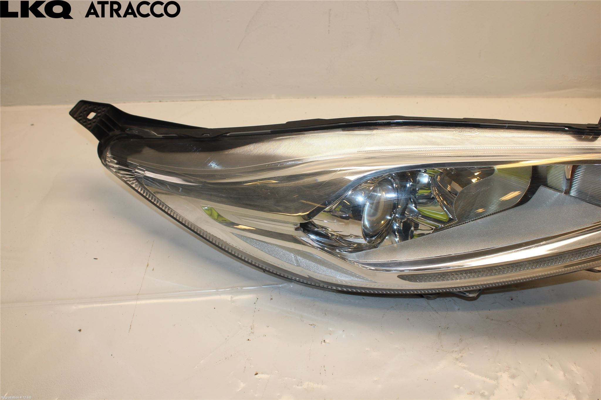 Ford FIESTA 13-17 Frontlykt Høyre