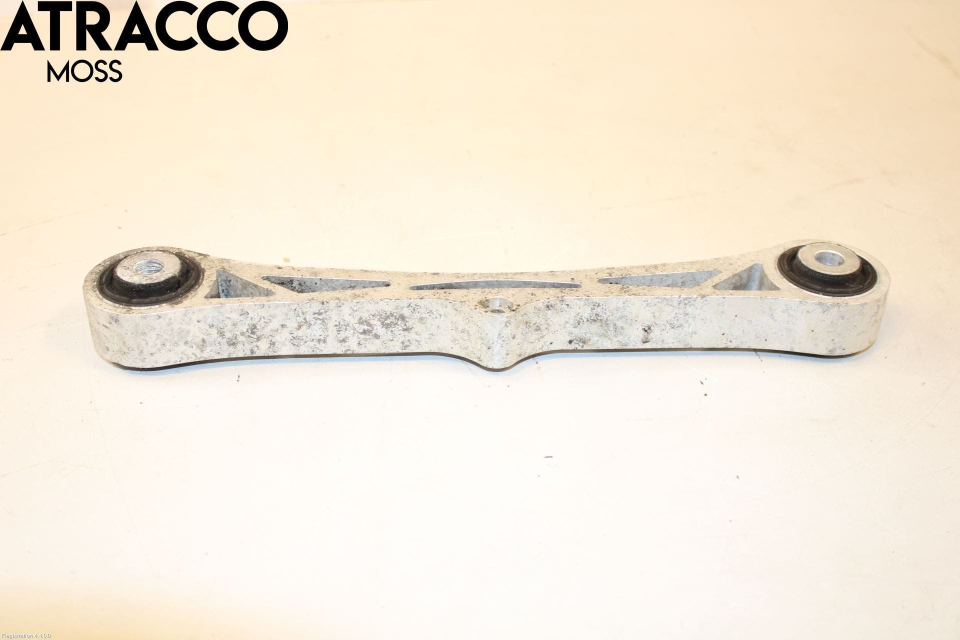 Tesla MODEL S 13- Bærearm Bak Høyre Øvre