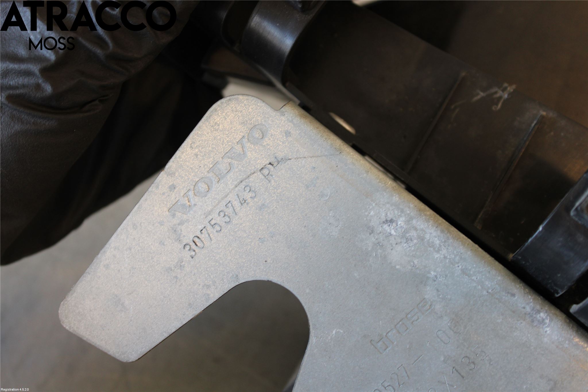 Volvo V70 14-16 Dørlås - Låsekasse