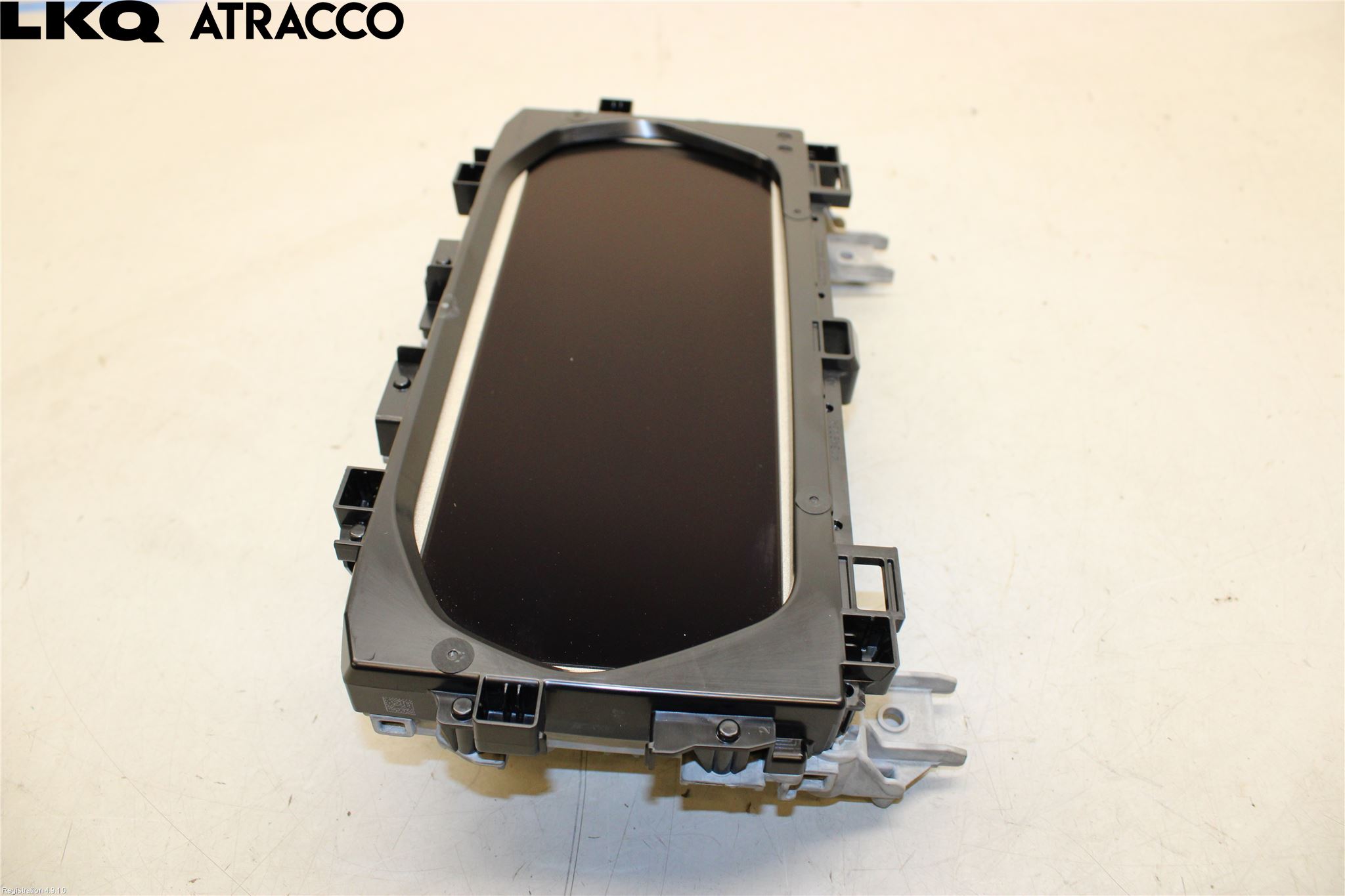 Audi Q4 E-TRON FZ 22- Instrumentkonsoll Midt