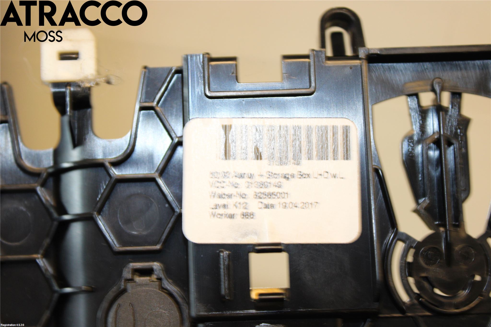 Volvo XC90/RECHARGE 16- Innr Askebeger