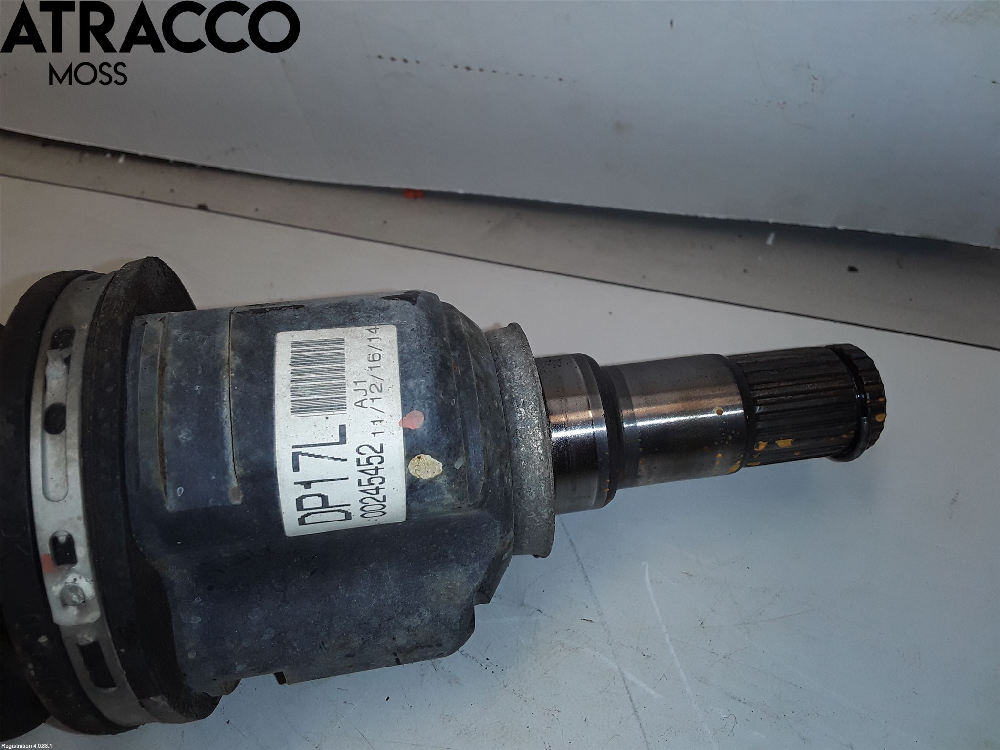 Toyota VERSO-S 11-16 Drivaksel Foran Kompl Venstre