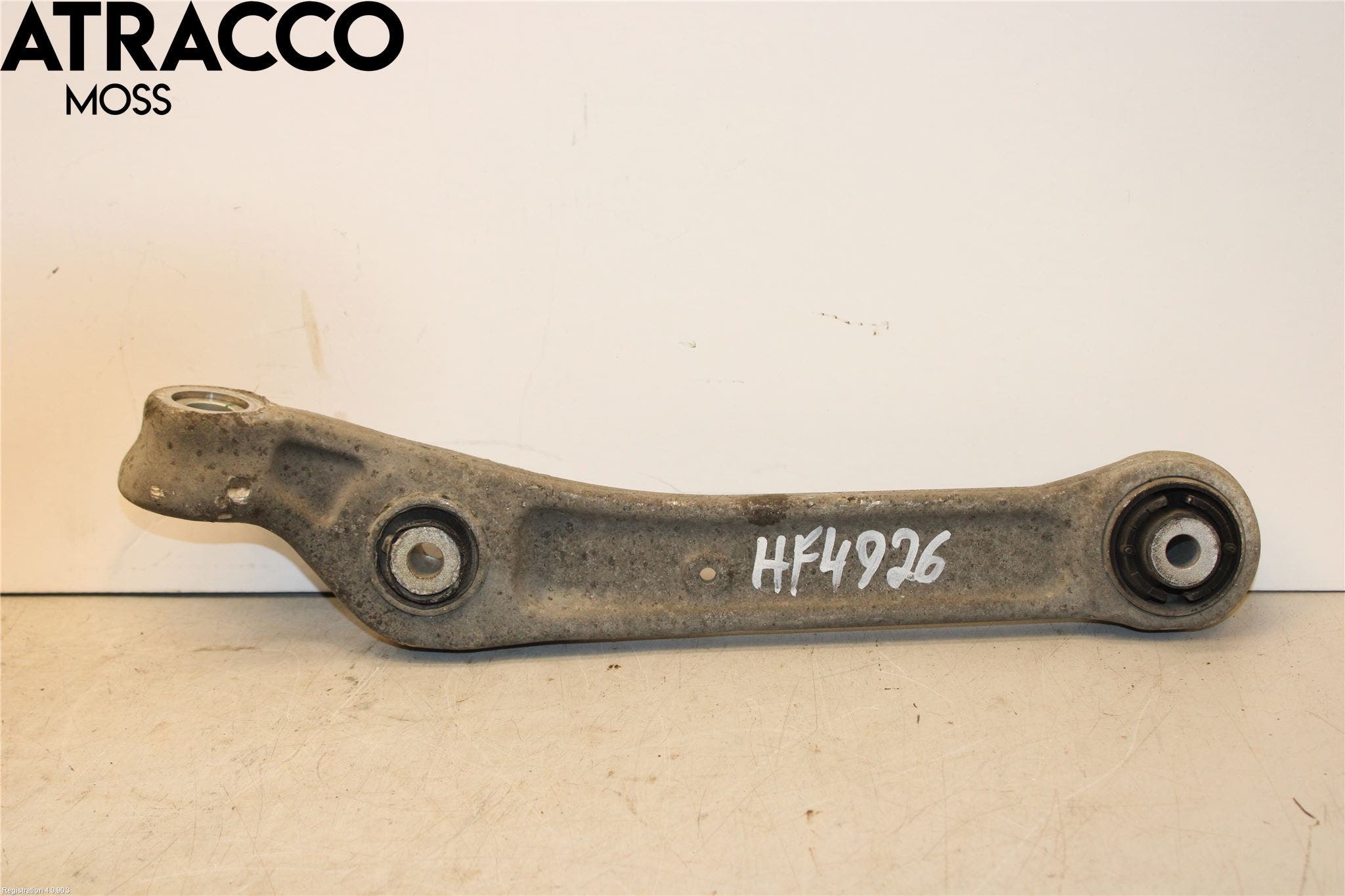 Audi A4 12-15 Bærearm Foran Høyre Nedre