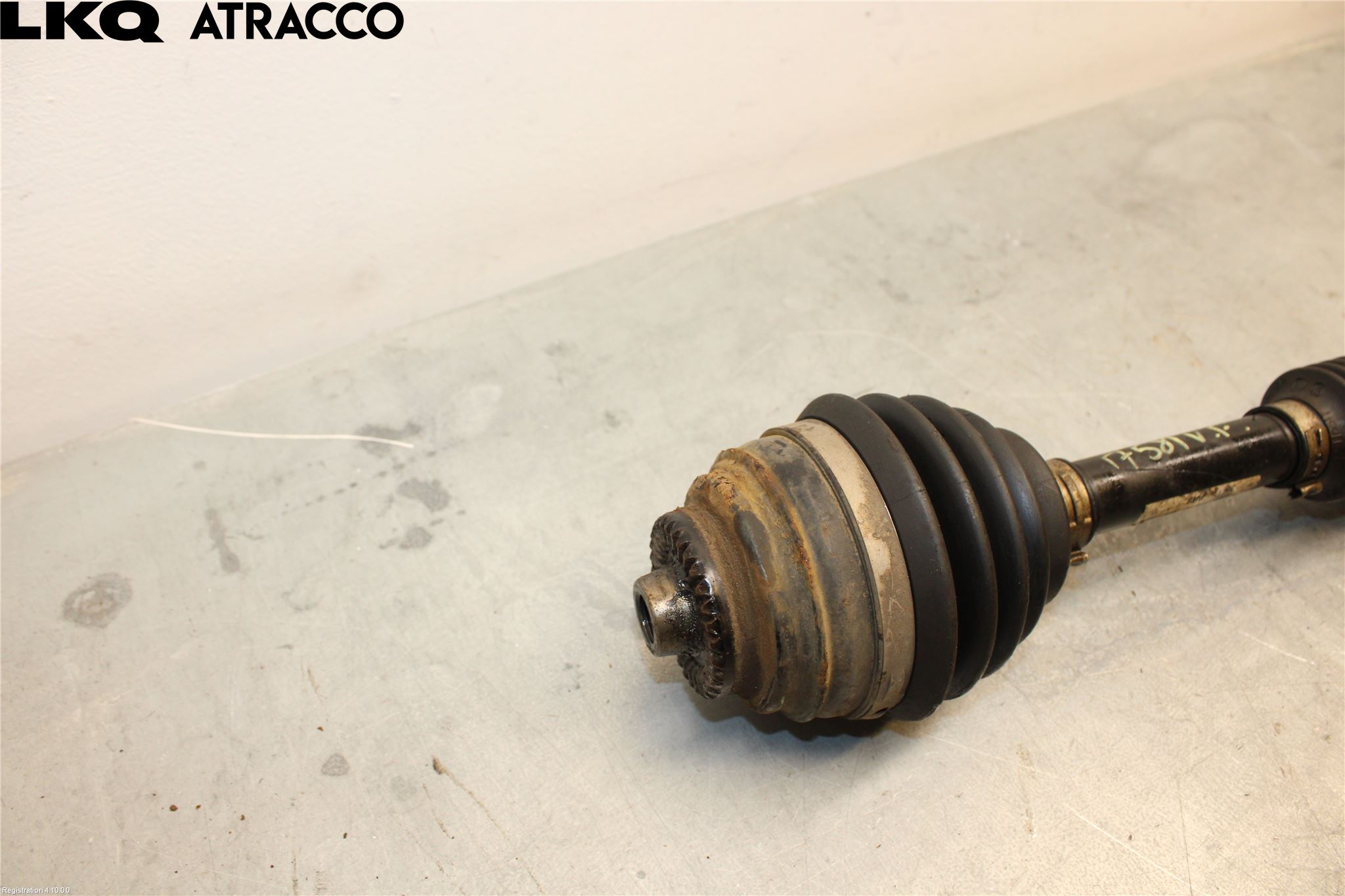 BMW X1 E84 10-15 Drivaksel Foran Kompl Venstre