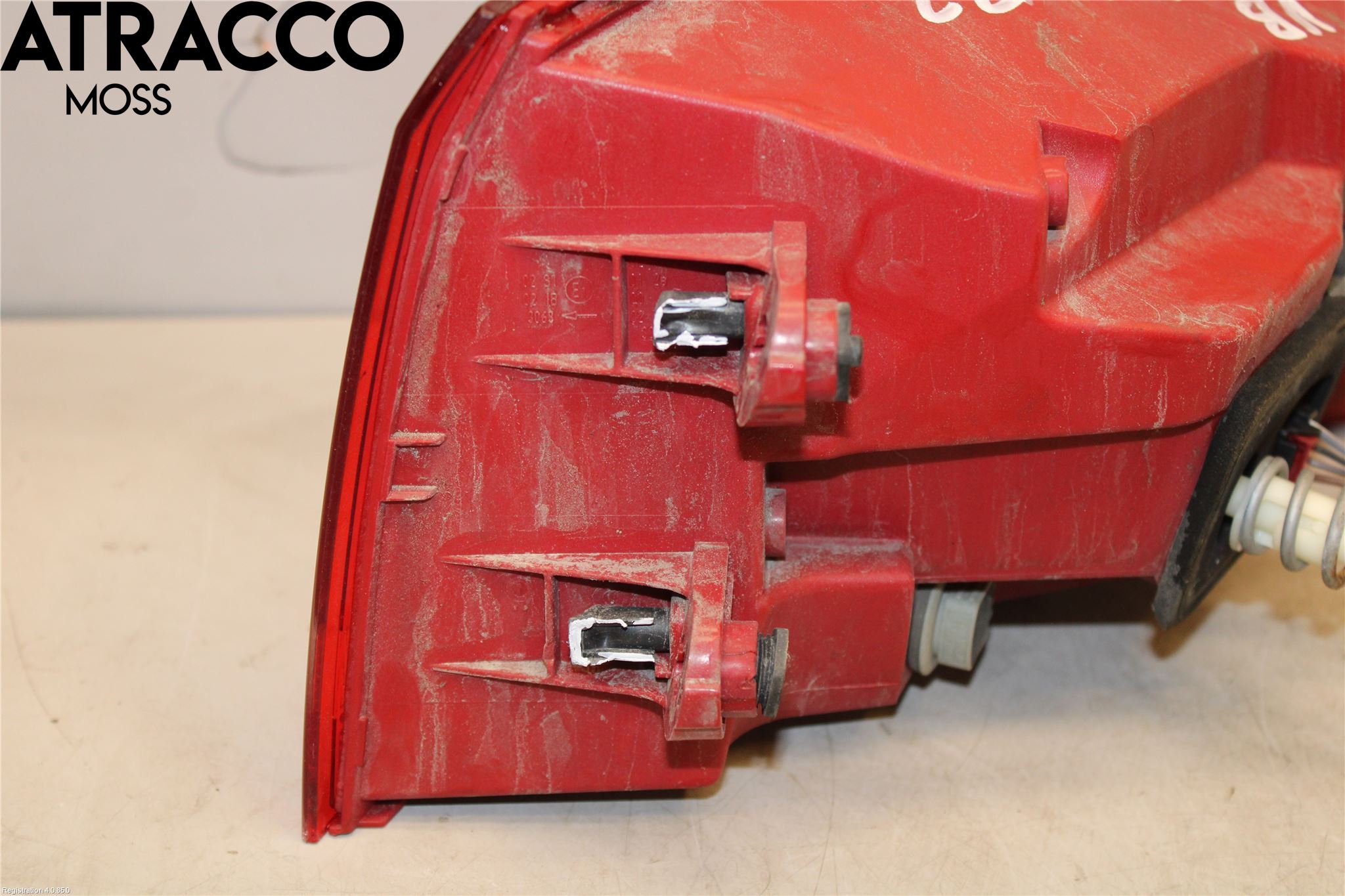 Volkswagen VW PASSAT 11-14 Baklykt Venstre