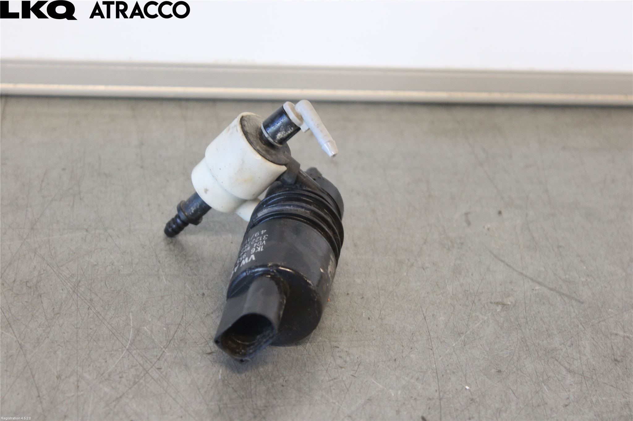 Volkswagen VW PASSAT 01-05 Spylerpumpe Frontrute