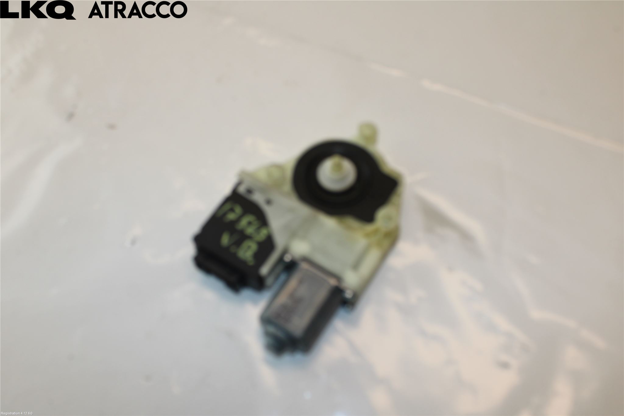 Volkswagen VW PASSAT 11-14 Vindusheismotor