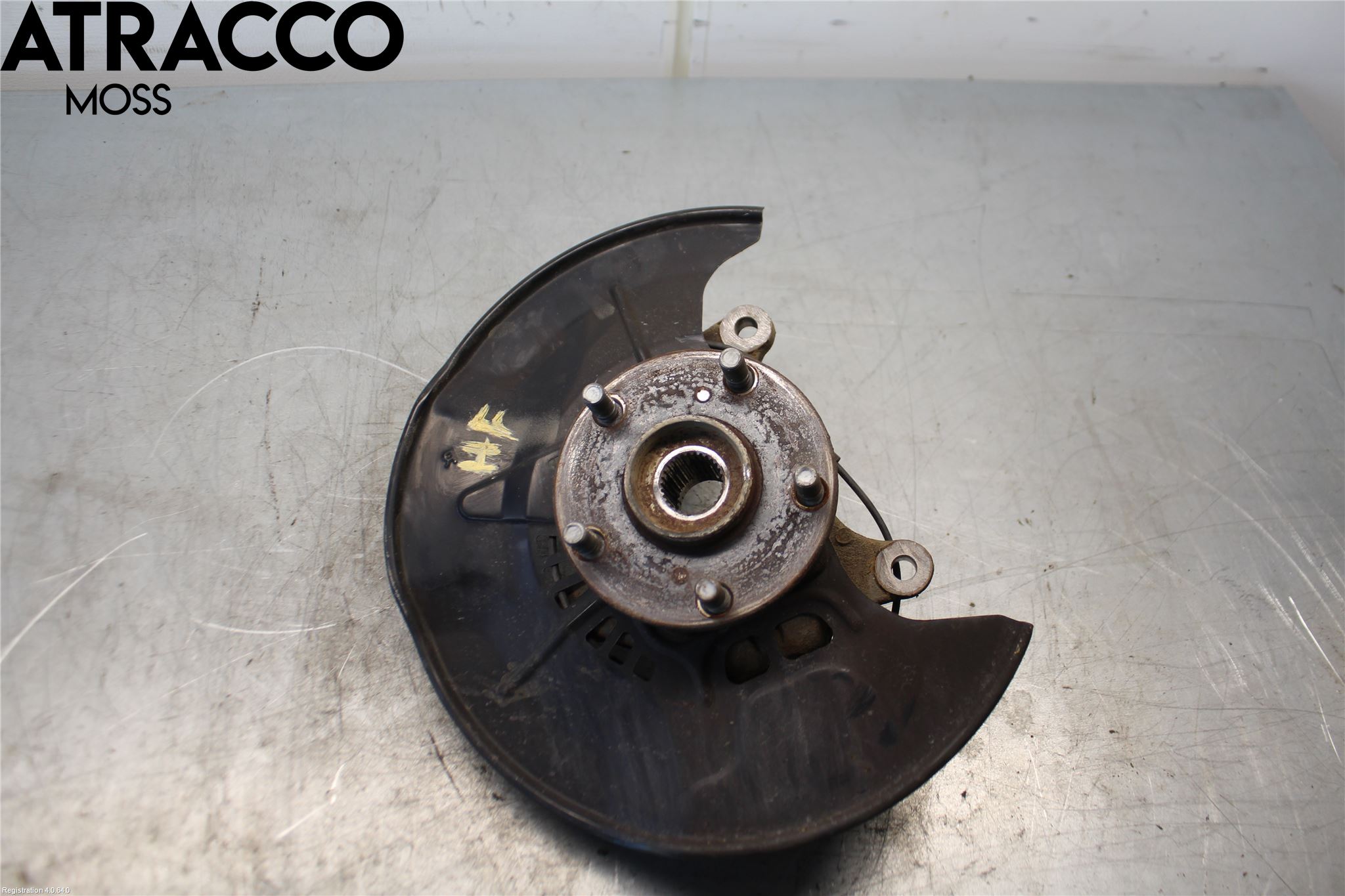 Toyota RAV4 13-18 Spindel Hf