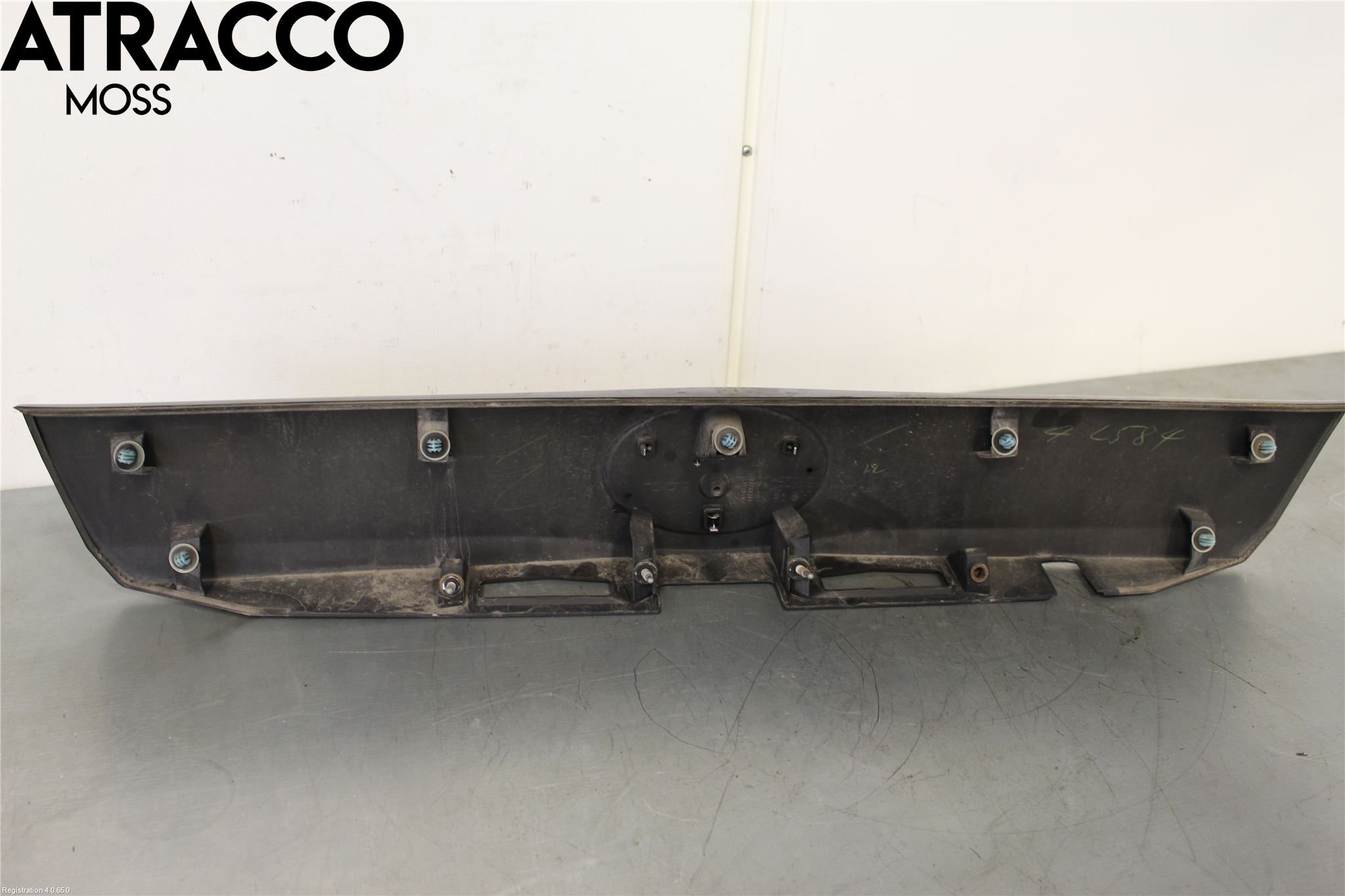 Toyota PRIUS+ ZVW40 12-20 List Bak-Bakluke