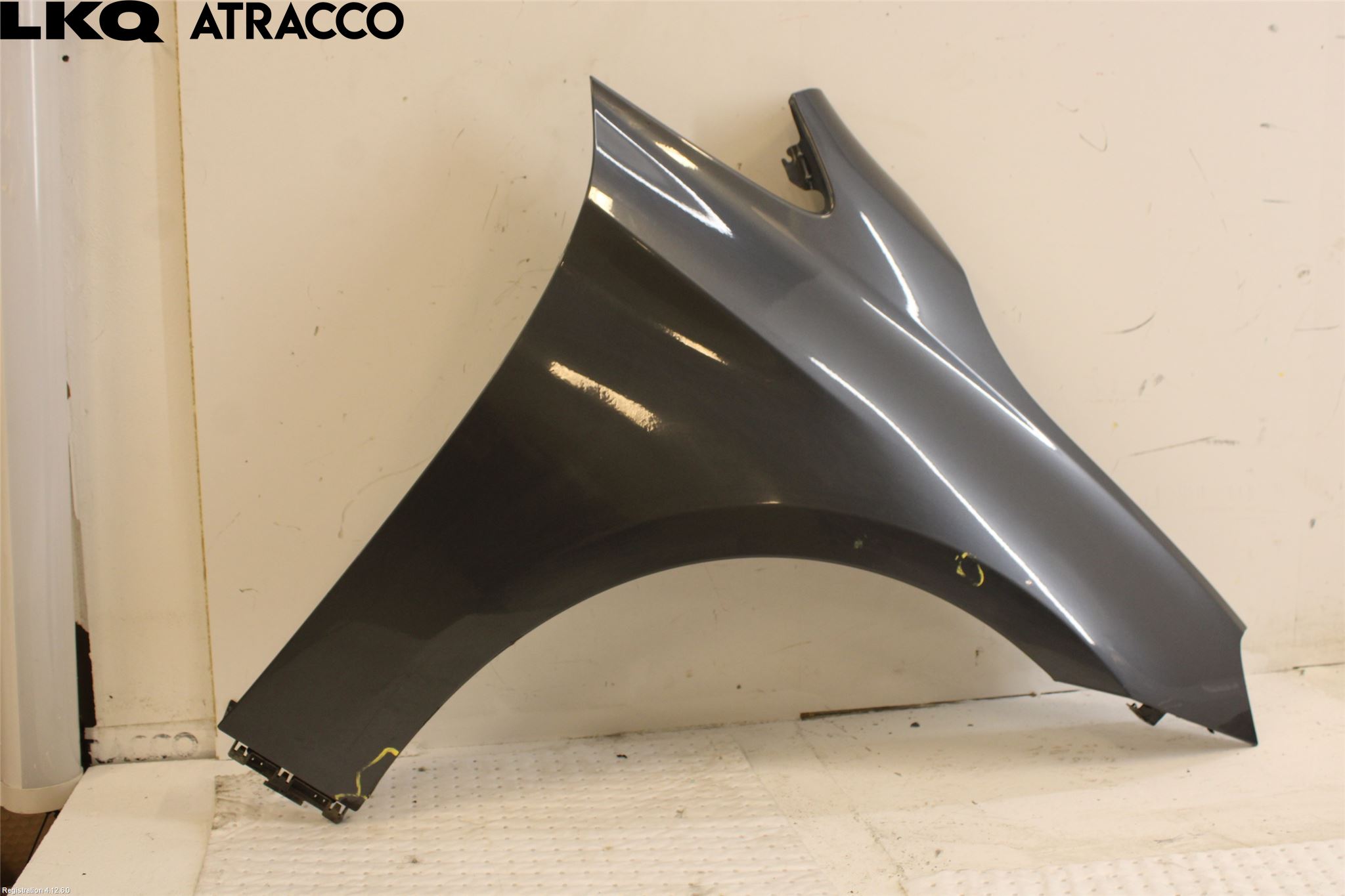 BMW 2 F45 Active Tourer 14-21 Skjerm Foran Høyre