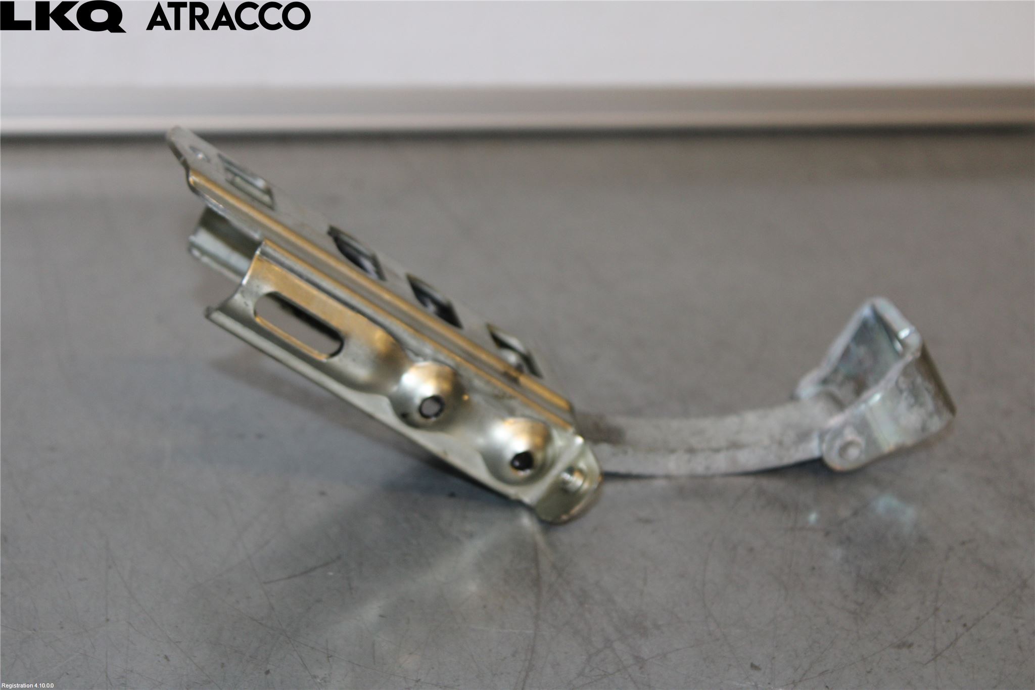 Mercedes-Benz MB SPRINTER (W906) 06-18 Dørhengsel