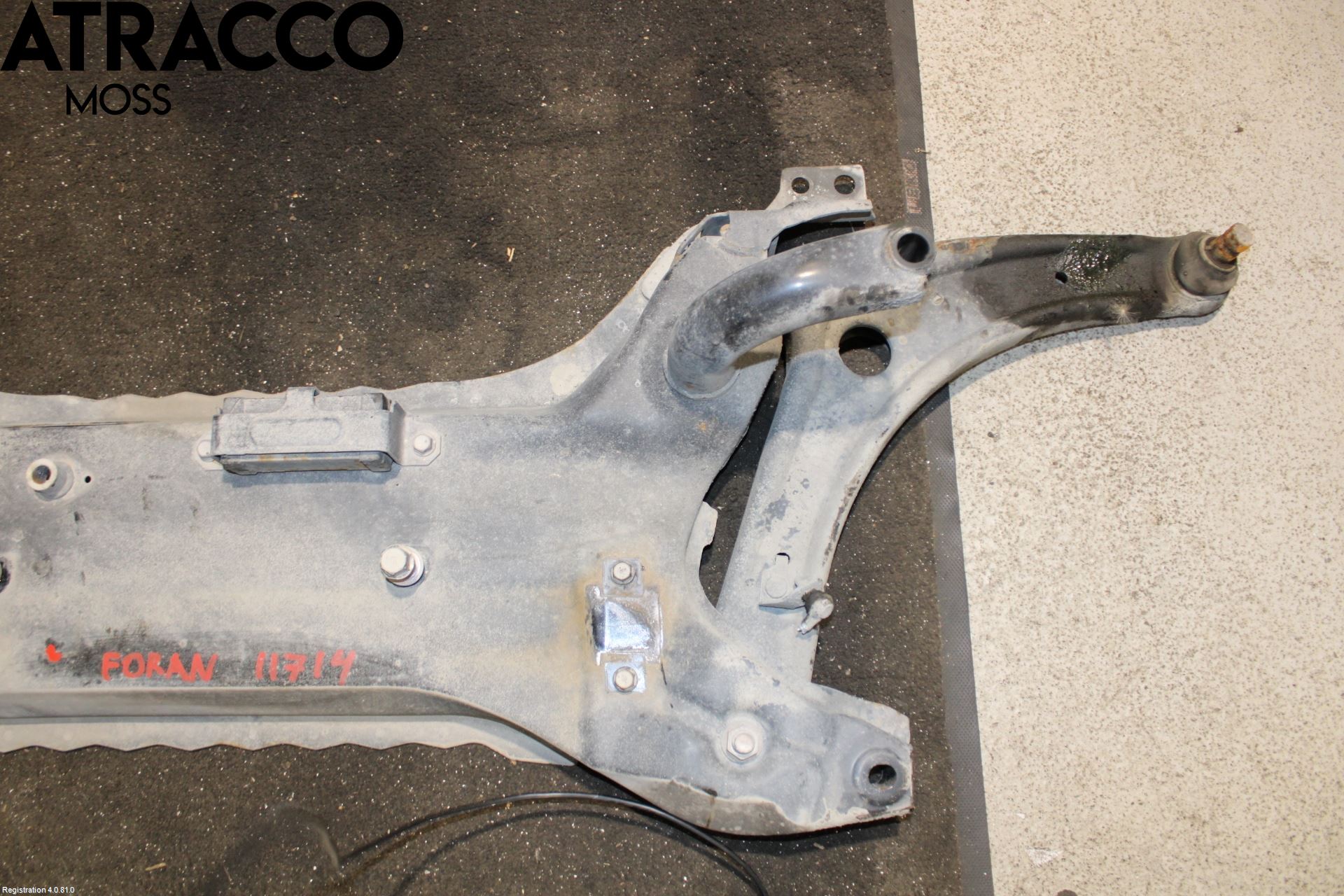 Mitsubishi OUTLANDER 13-21 Travers Feste