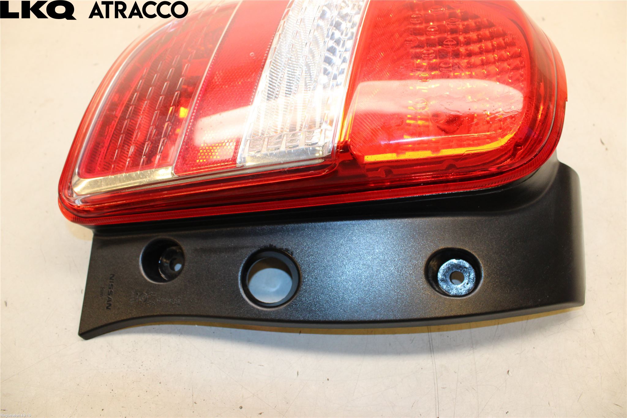 Nissan QASHQAI 10-14 Baklykt Venstre