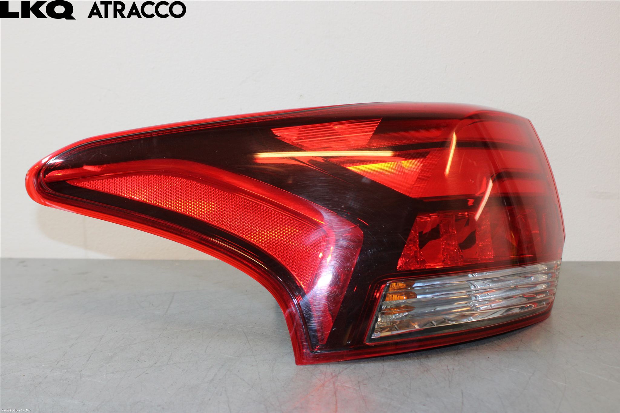Mitsubishi OUTLANDER 13-21 Baklykt Venstre