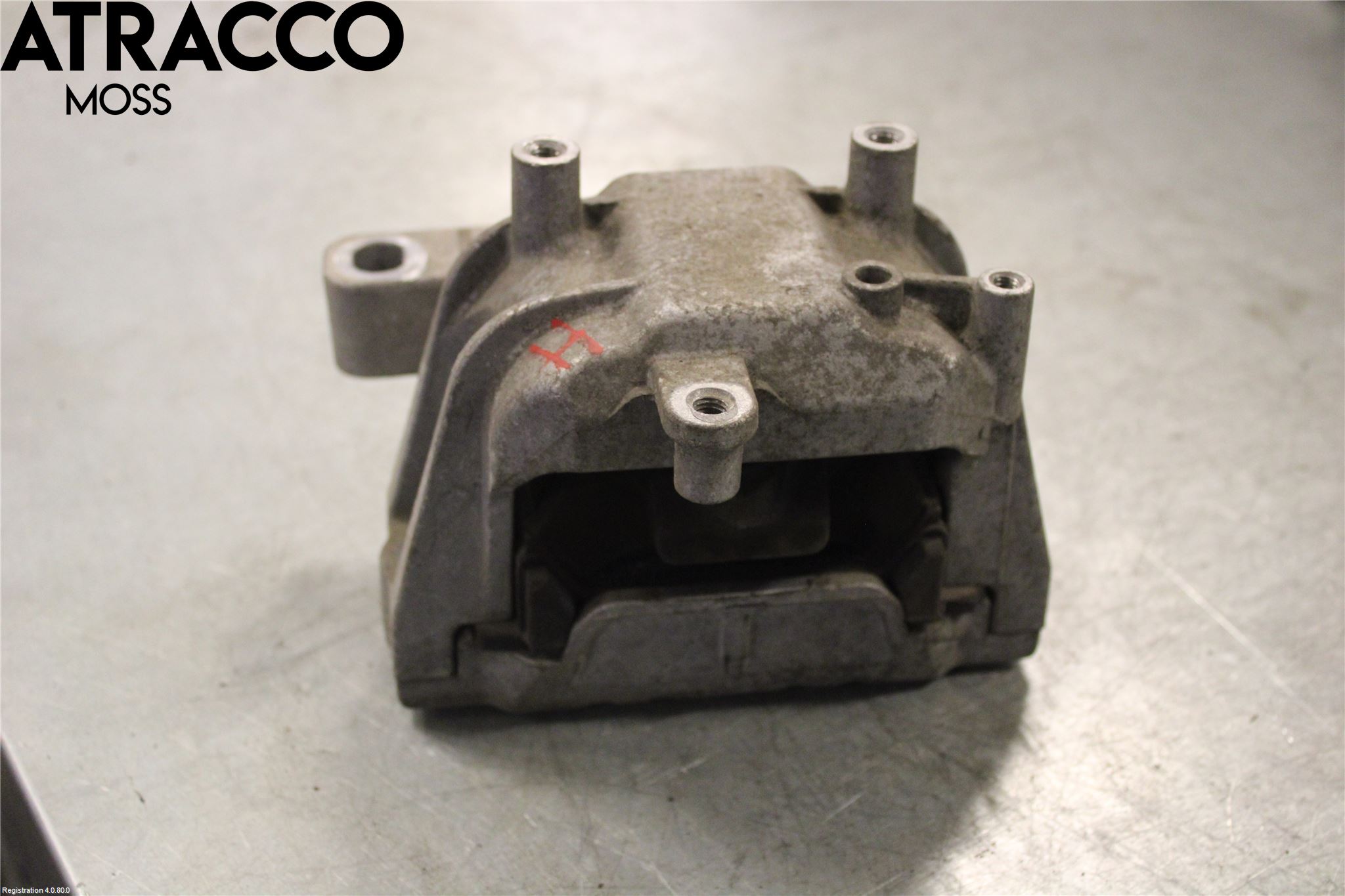 Volkswagen VW GOLF VI 09-13 Motor Feste Gummi