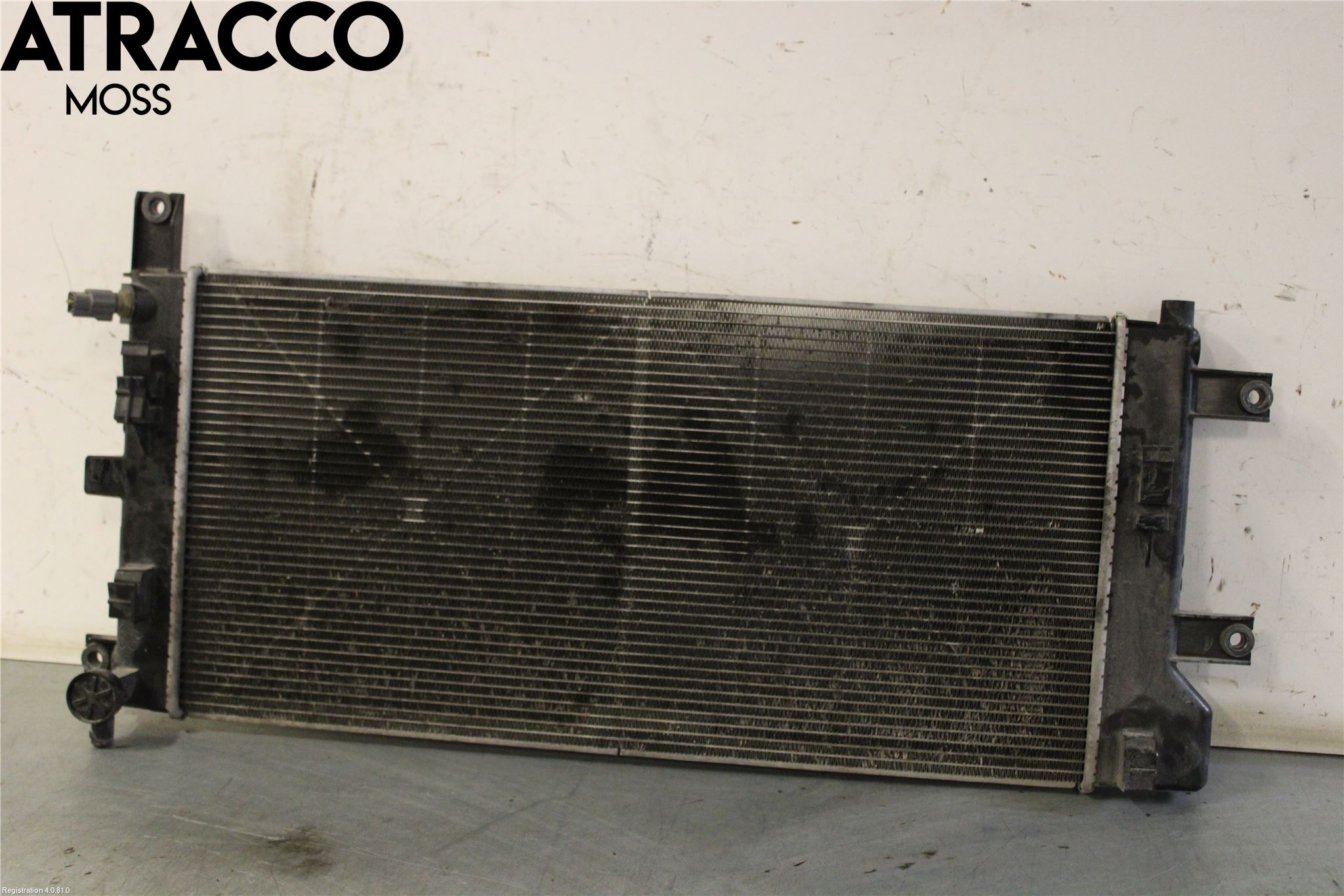Nissan LEAF 11-17 Radiator Automat