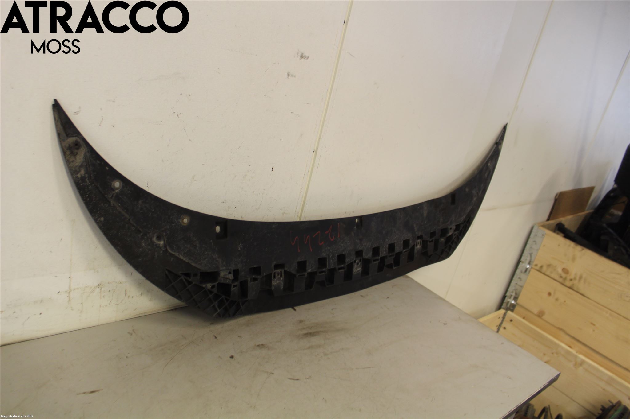 Audi A3/S3 05-13 Frontplate Nedre