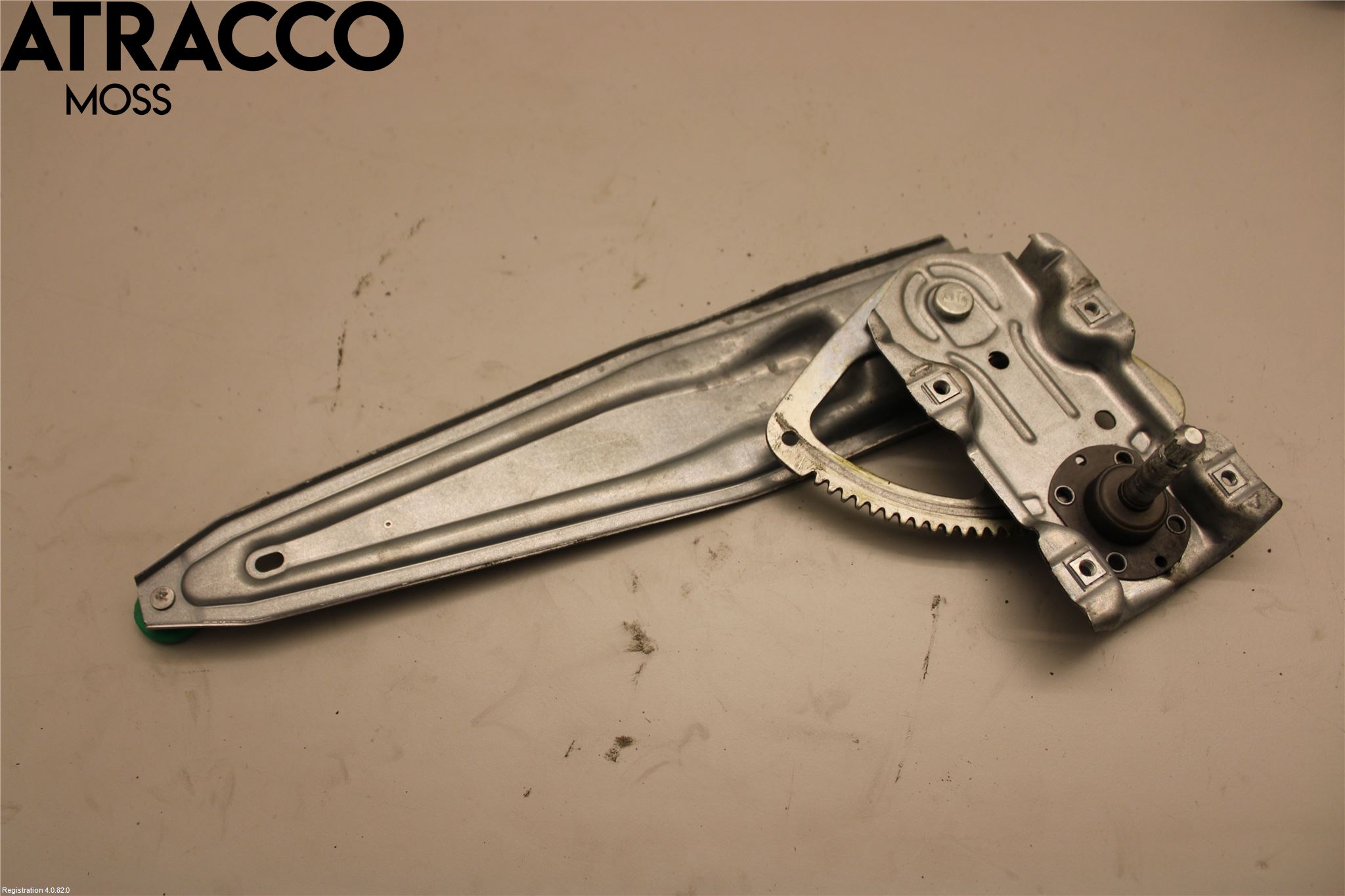 Toyota YARIS XP130 12-14 Vindusheis