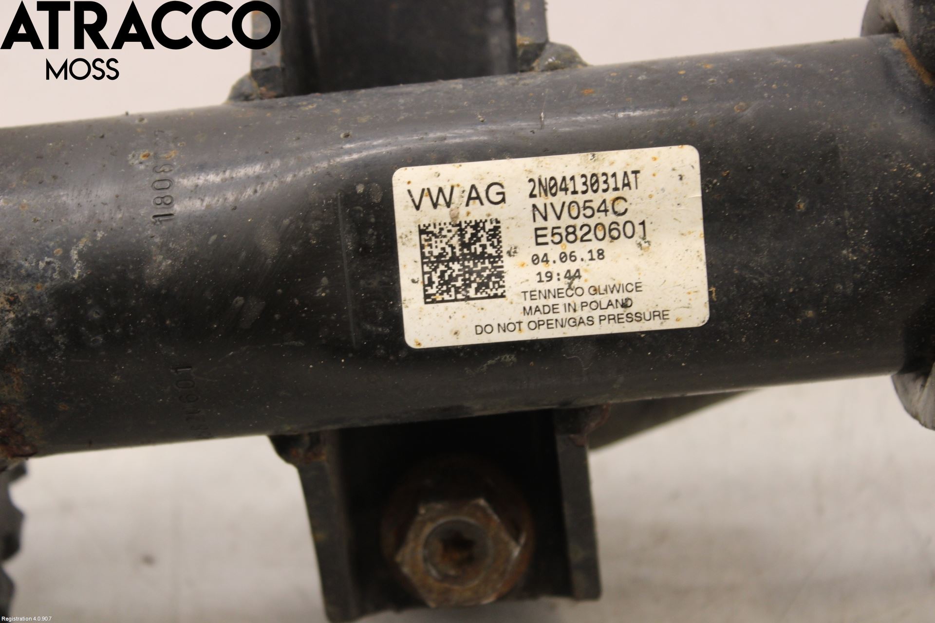 Volkswagen VW CRAFTER II / E-CRAFTER 17- Fjærbein Foran Venstre