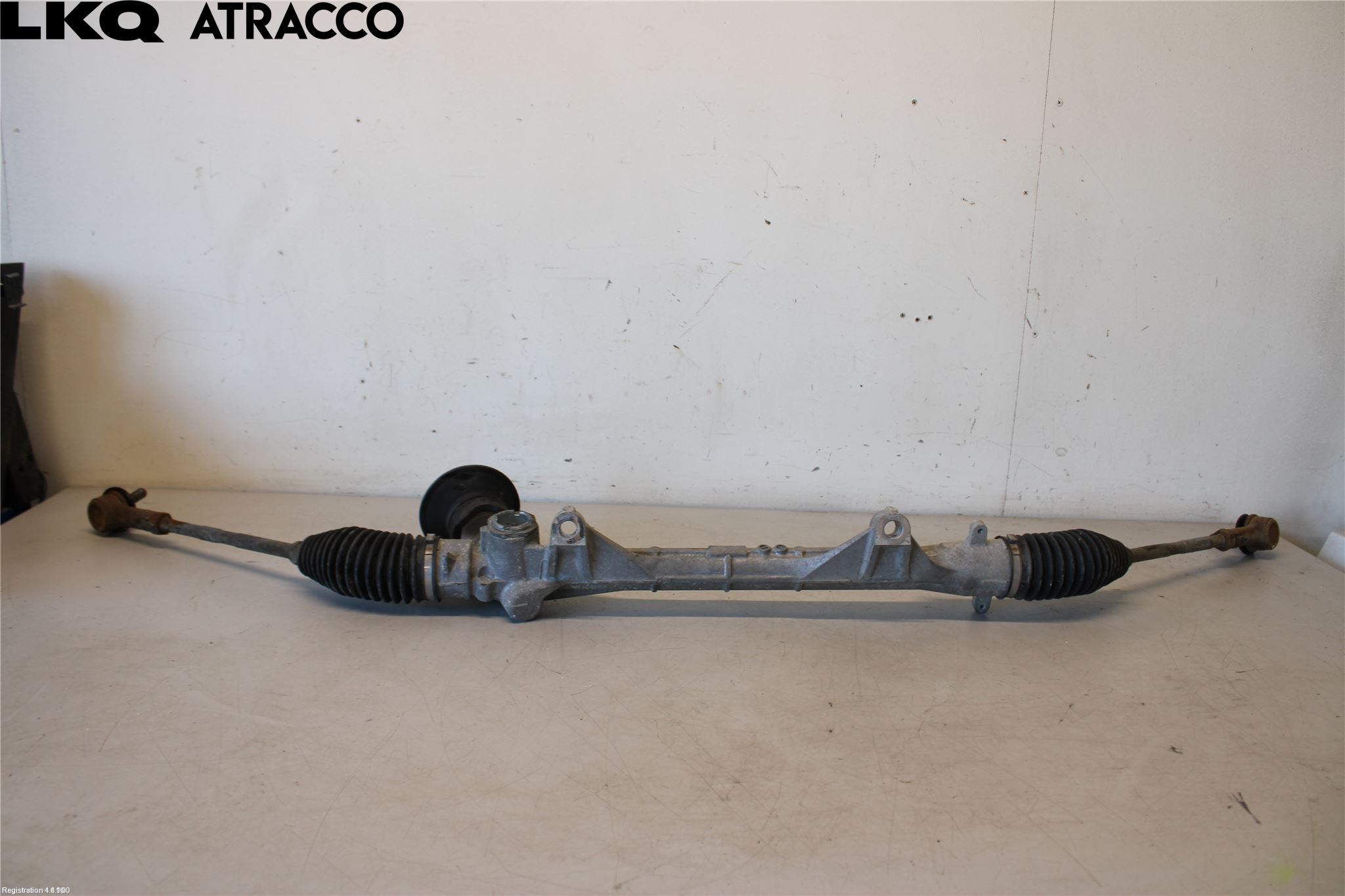 Mitsubishi OUTLANDER 13-21 Servo Snekke - Tannstang