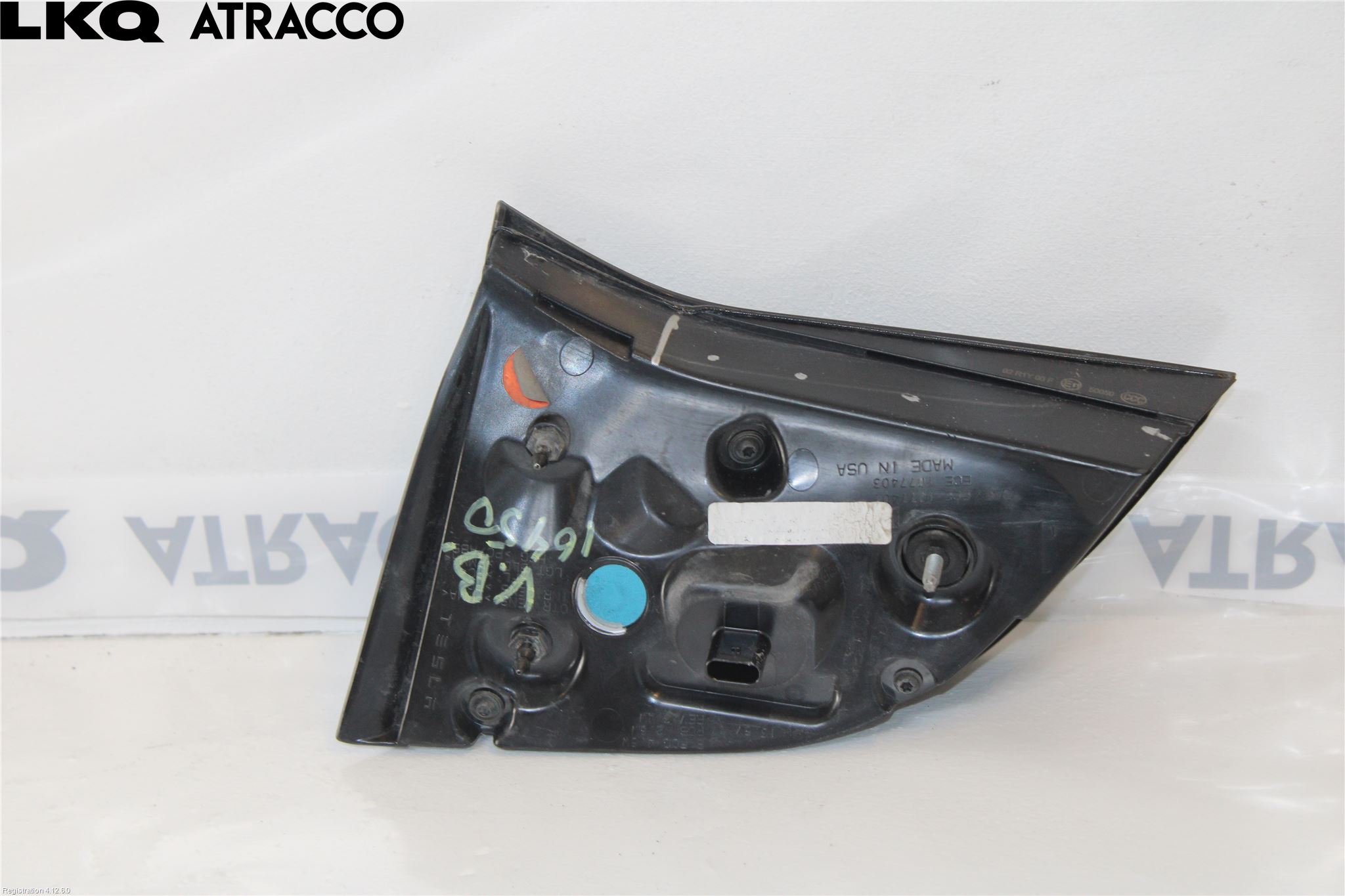 Tesla MODEL 3 17- Baklykt Venstre  På Luke(Indre