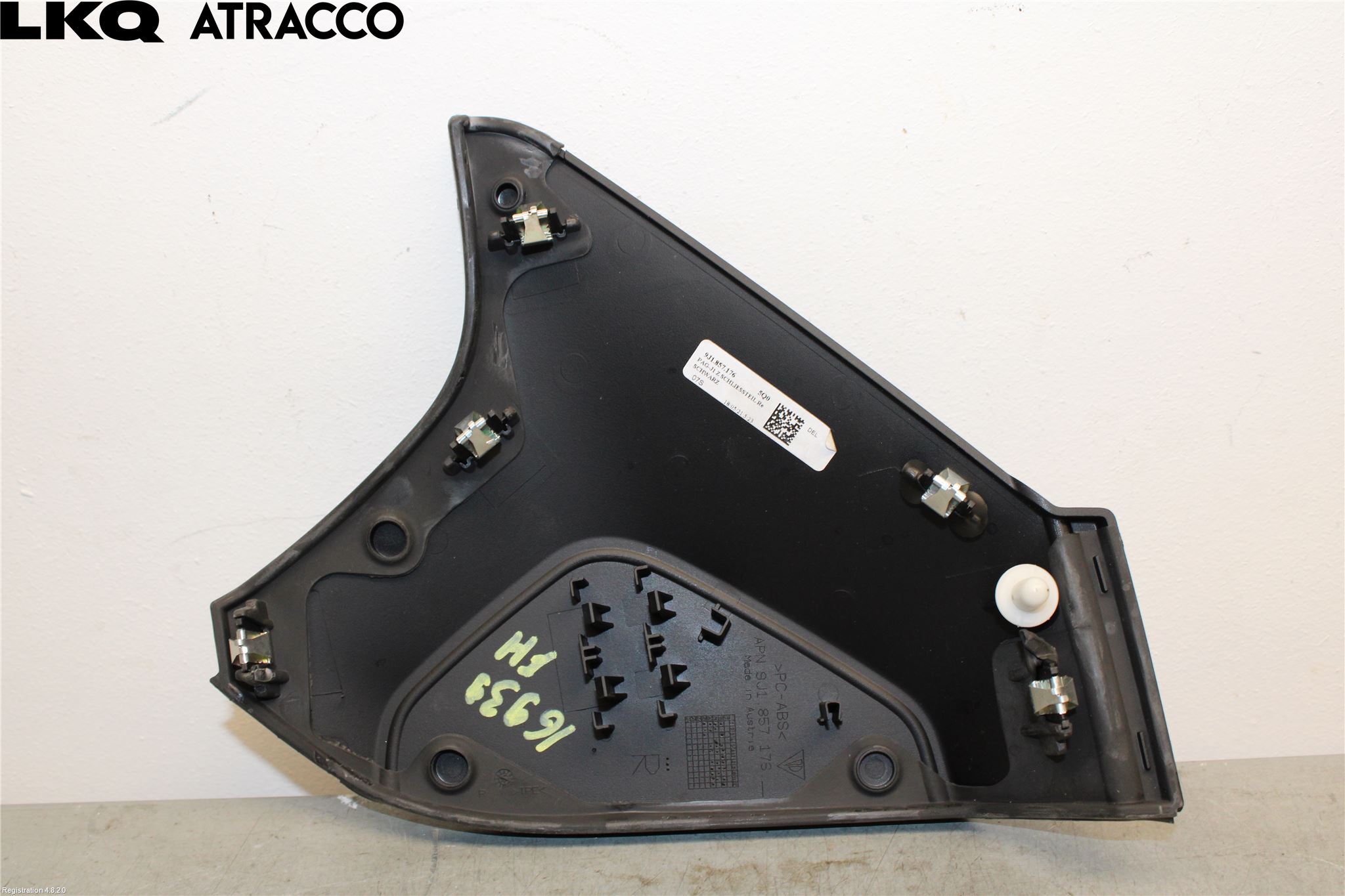 Porsche TAYCAN 20- Innr Dashbord Sparkeplate